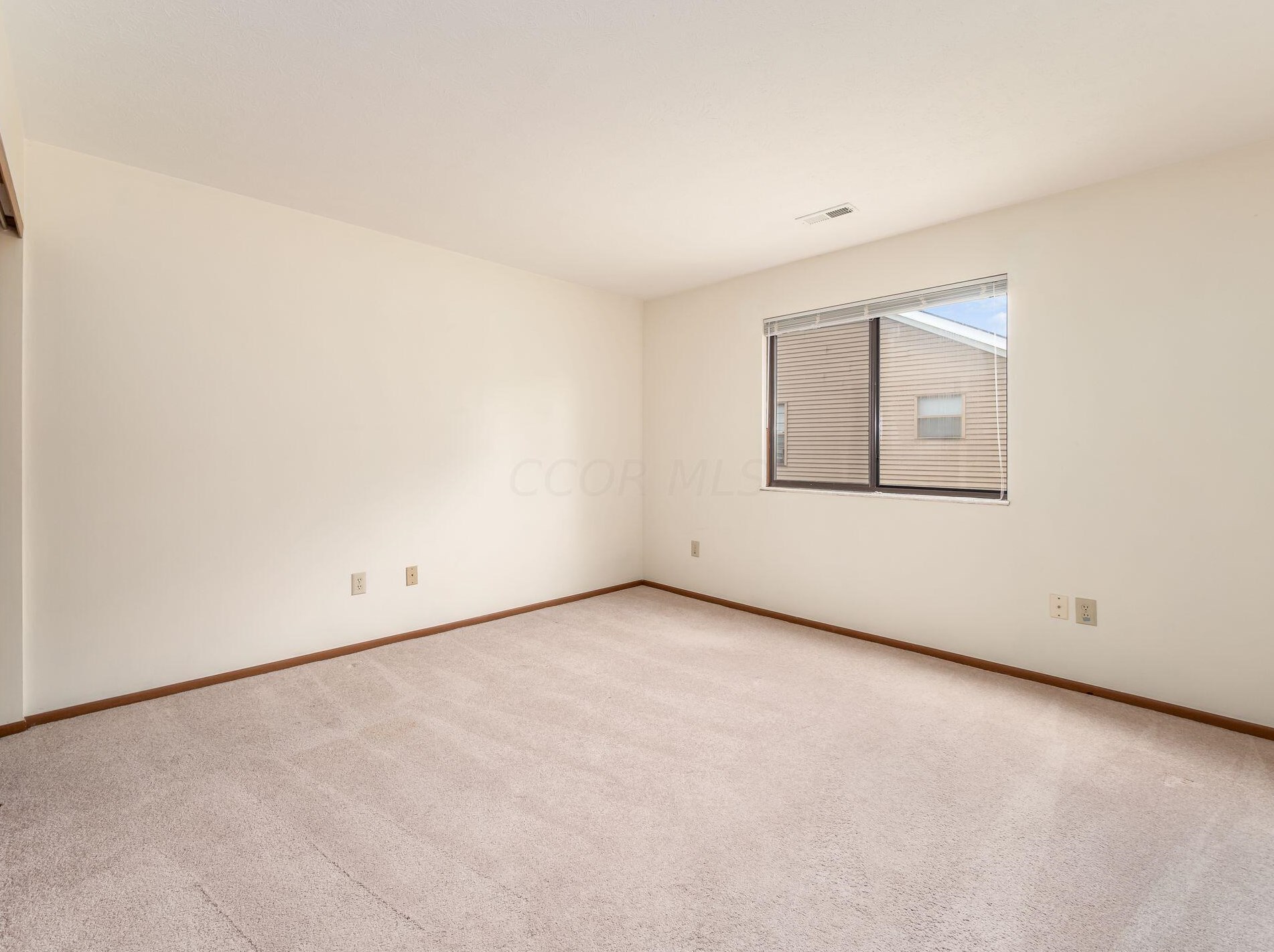 525 Boulder Dr, Delaware OH 43015-2289 exterior