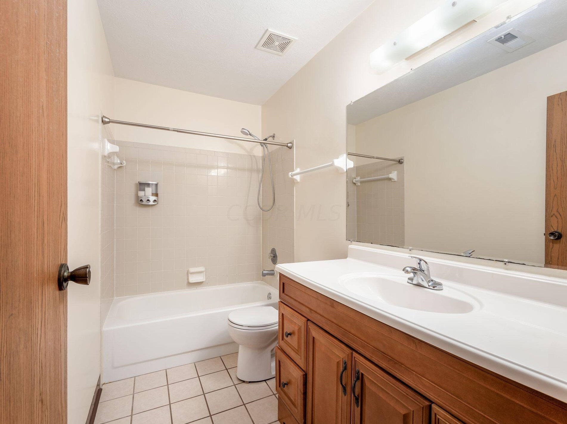 525 Boulder Dr, Delaware OH 43015-2289 exterior