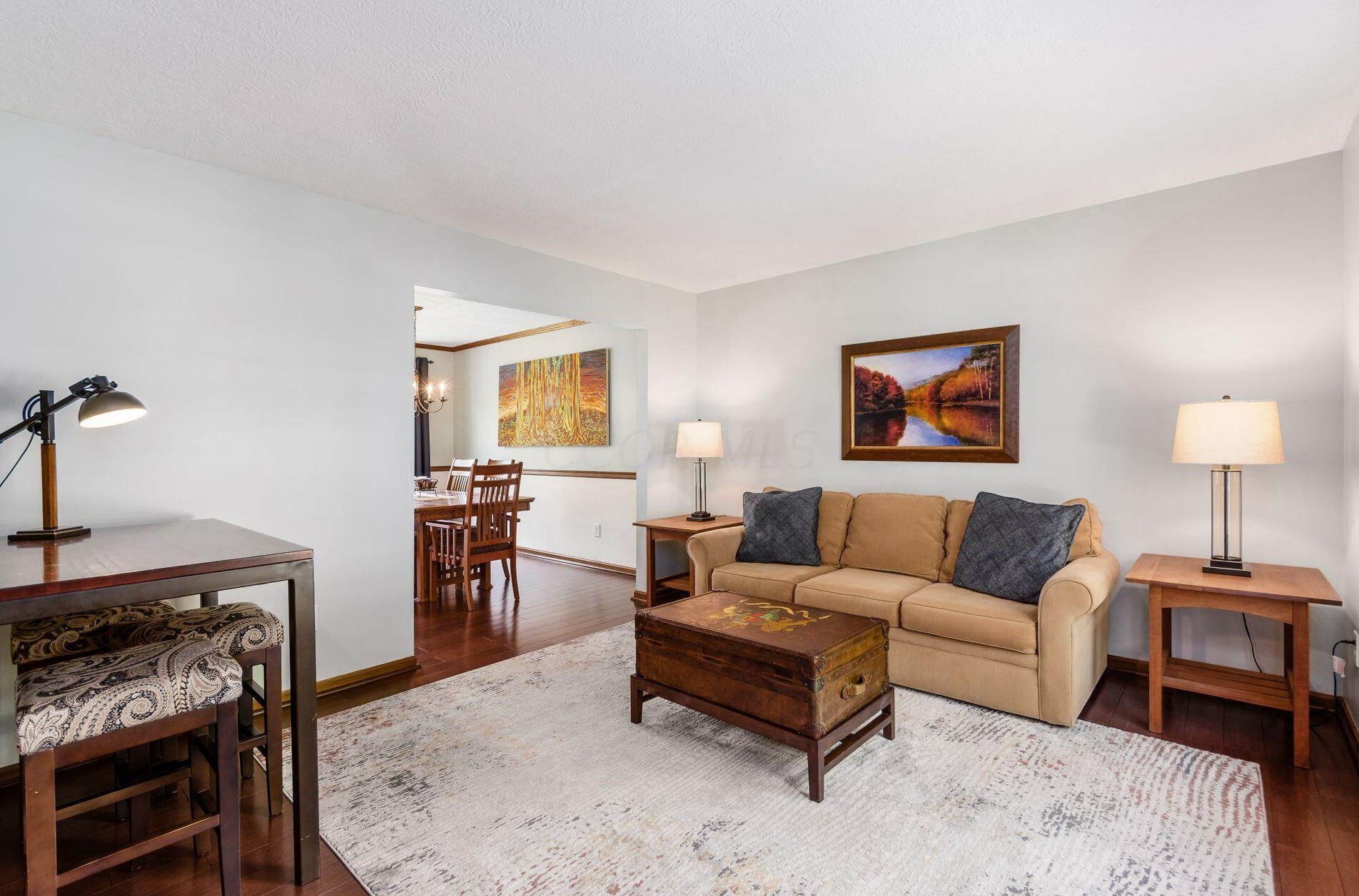 5910 Pne Wild Dr, Westerville OH  43082-9723 exterior