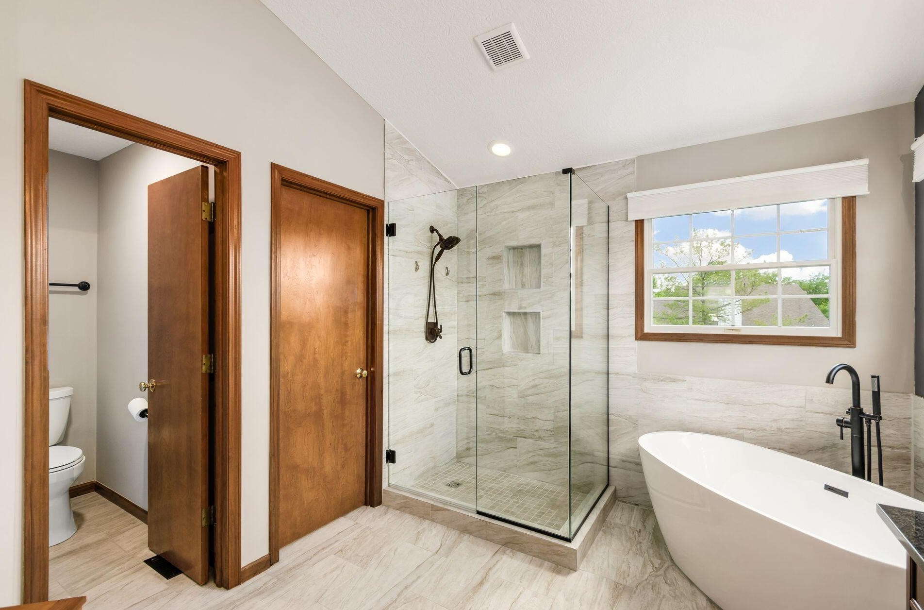 5910 Pne Wild Dr, Westerville OH  43082-9723 exterior