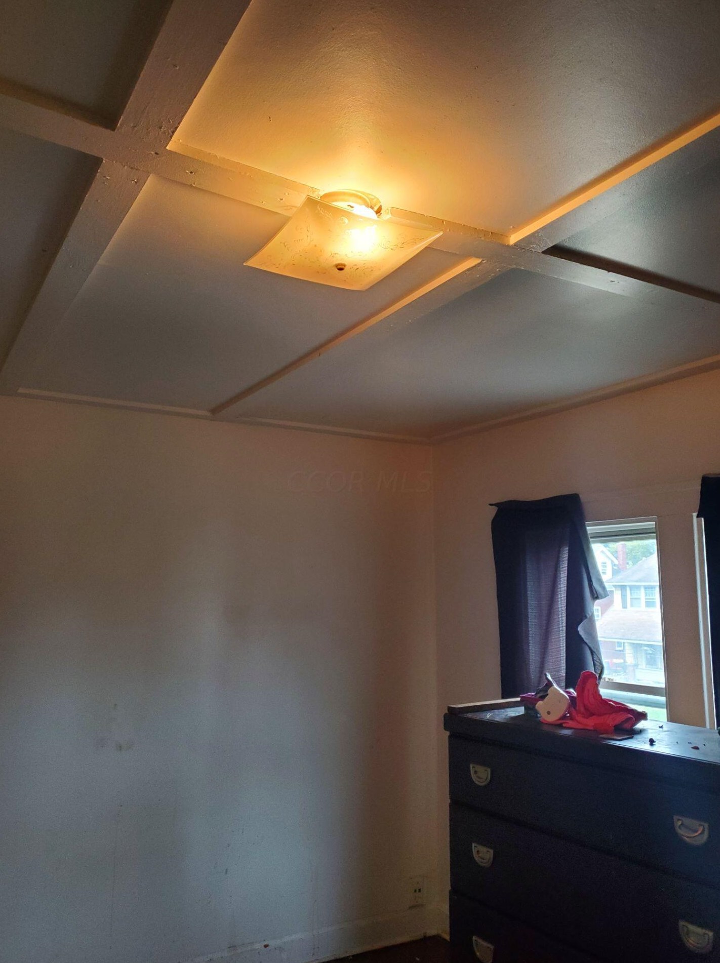 70 Powell Ave, Columbus OH 43204-2617 exterior