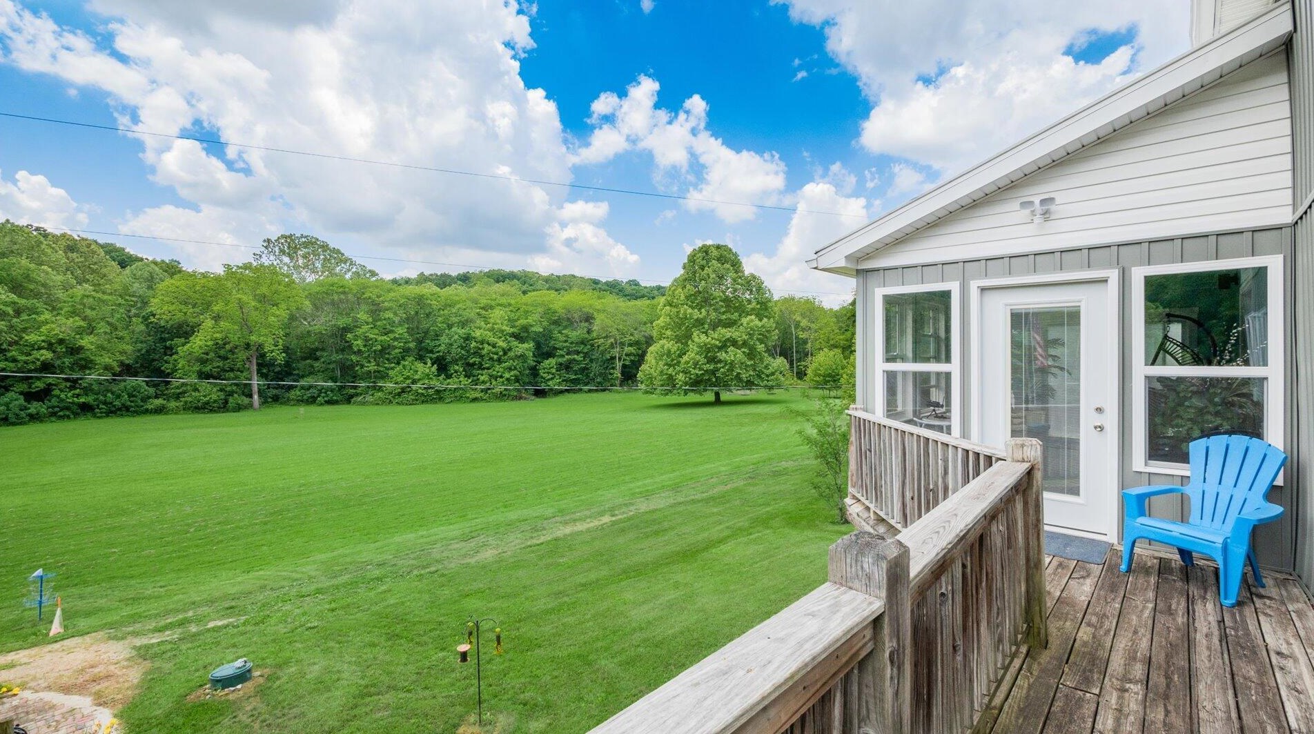 865 Logan Thornville Rd, Hide Away Hills OH  43107-9762 exterior