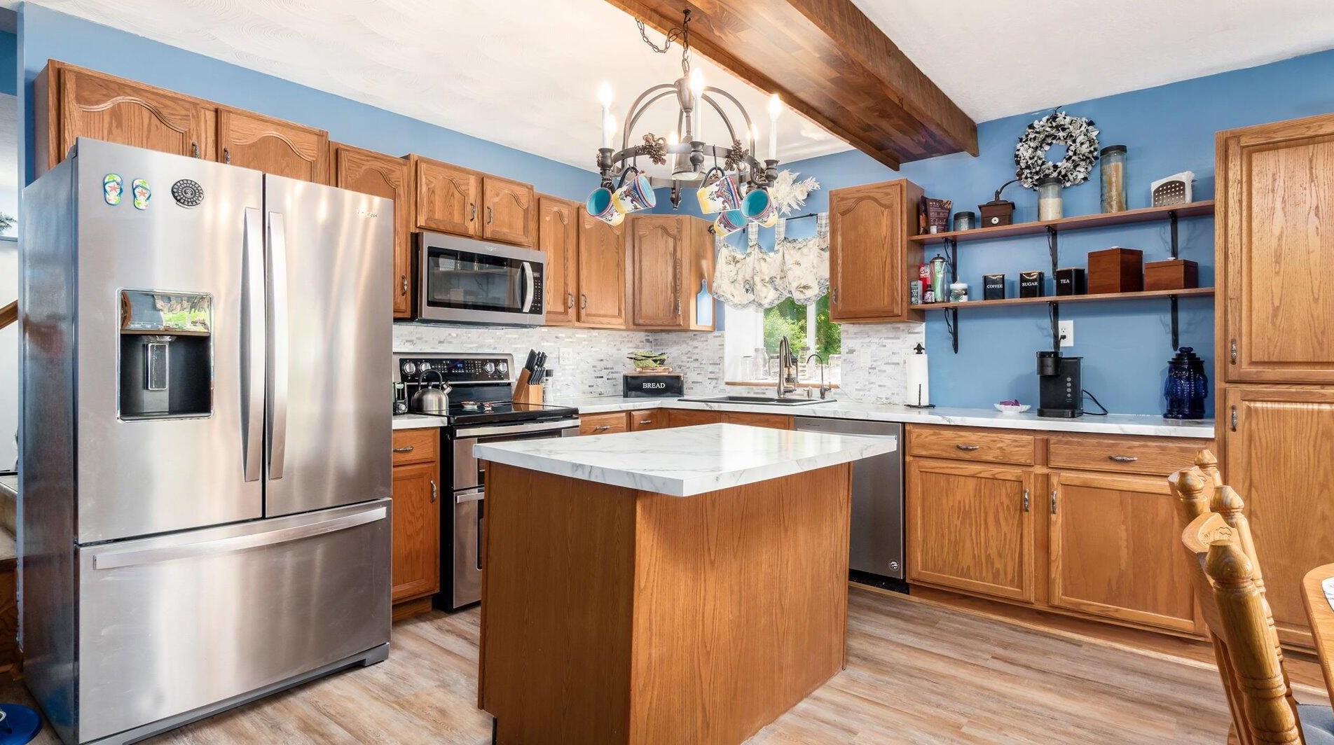 865 Logan Thornville Rd, Hide Away Hills OH  43107-9762 exterior