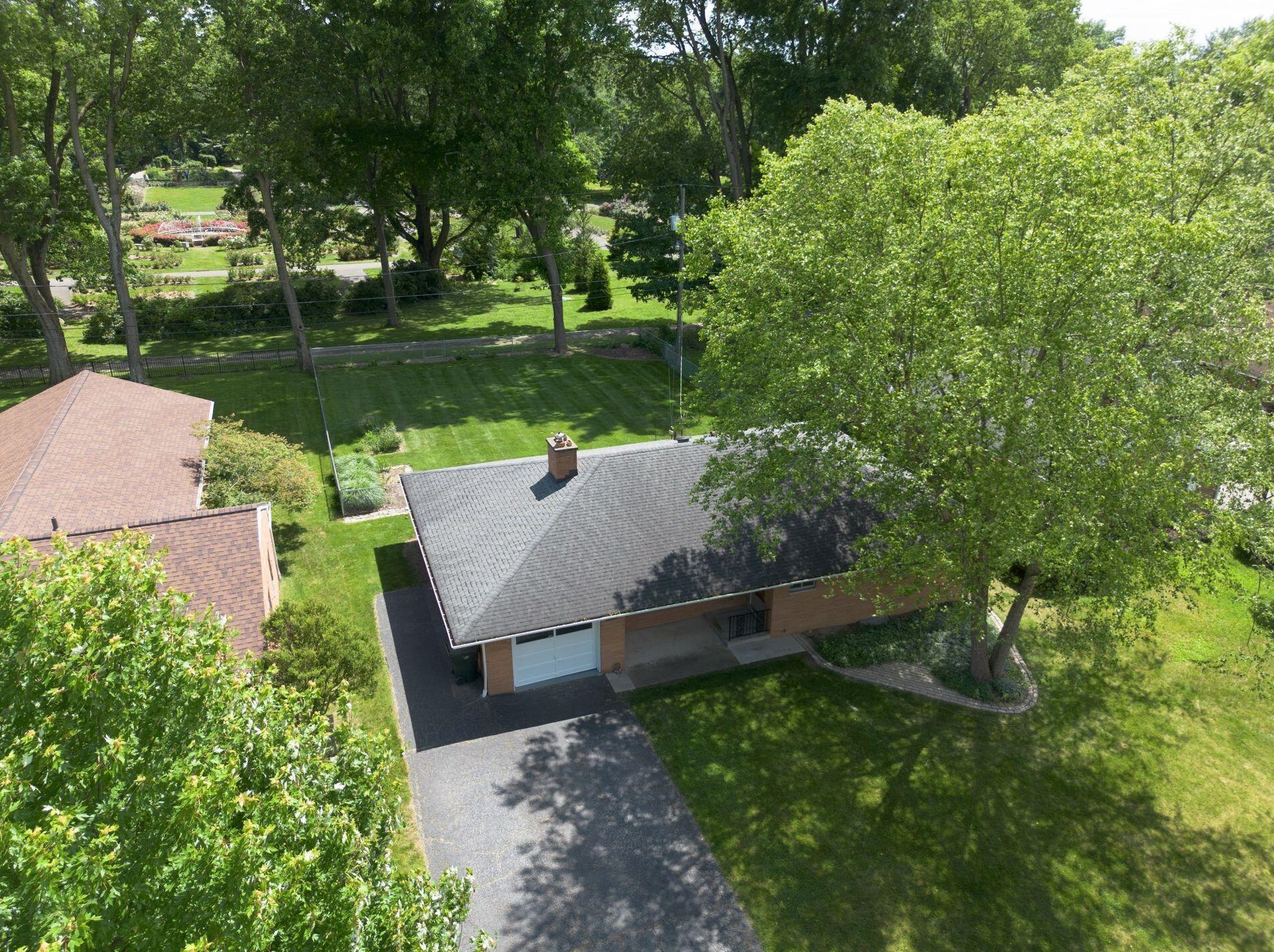 211 Ceramic Dr, Columbus OH 43214-3073 exterior