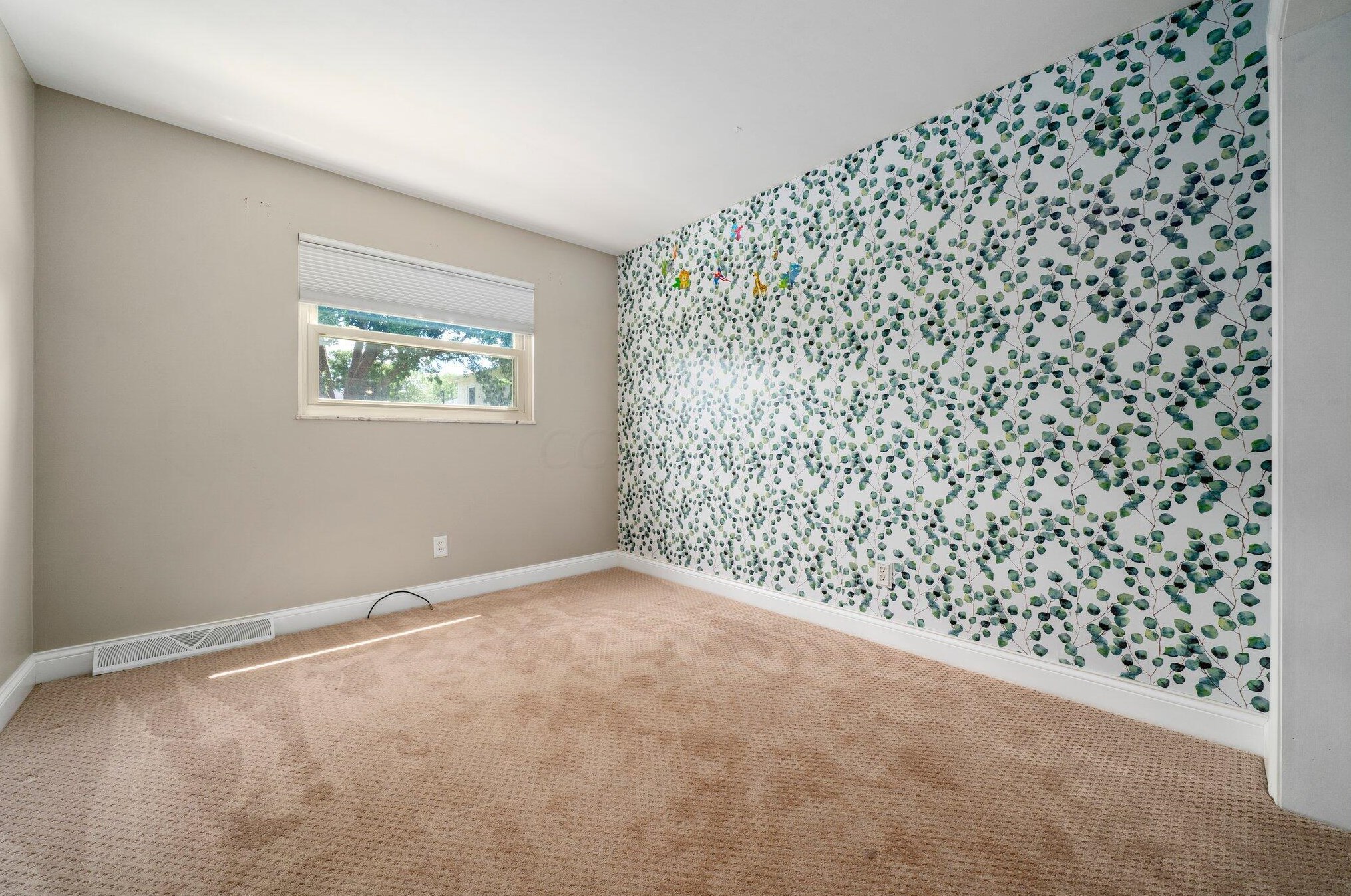 1385 Ridgeview Rd, Columbus OH 43221-2706 exterior