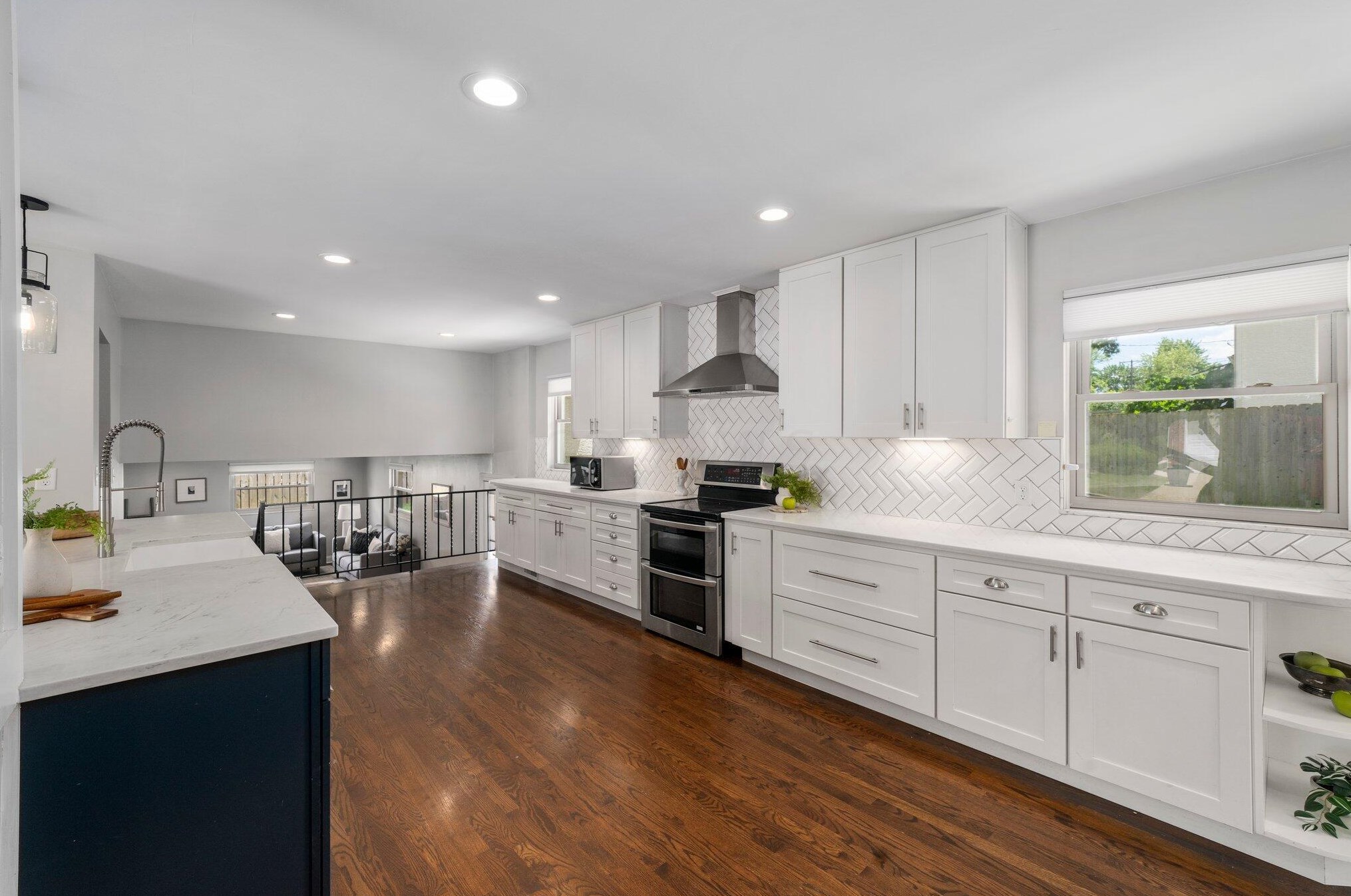 1385 Ridgeview Rd, Columbus OH 43221-2706 exterior