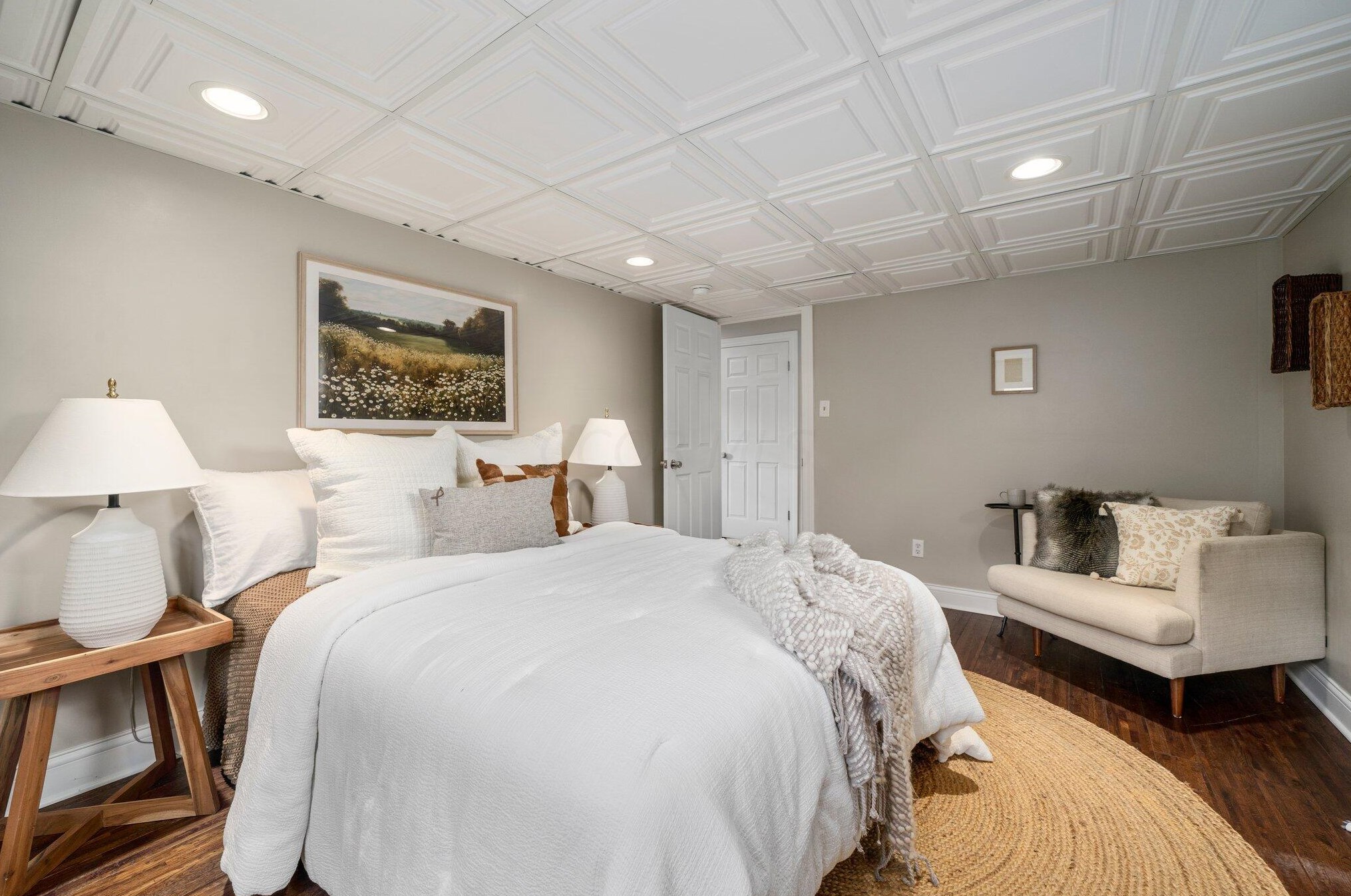 1385 Ridgeview Rd, Columbus OH 43221-2706 exterior