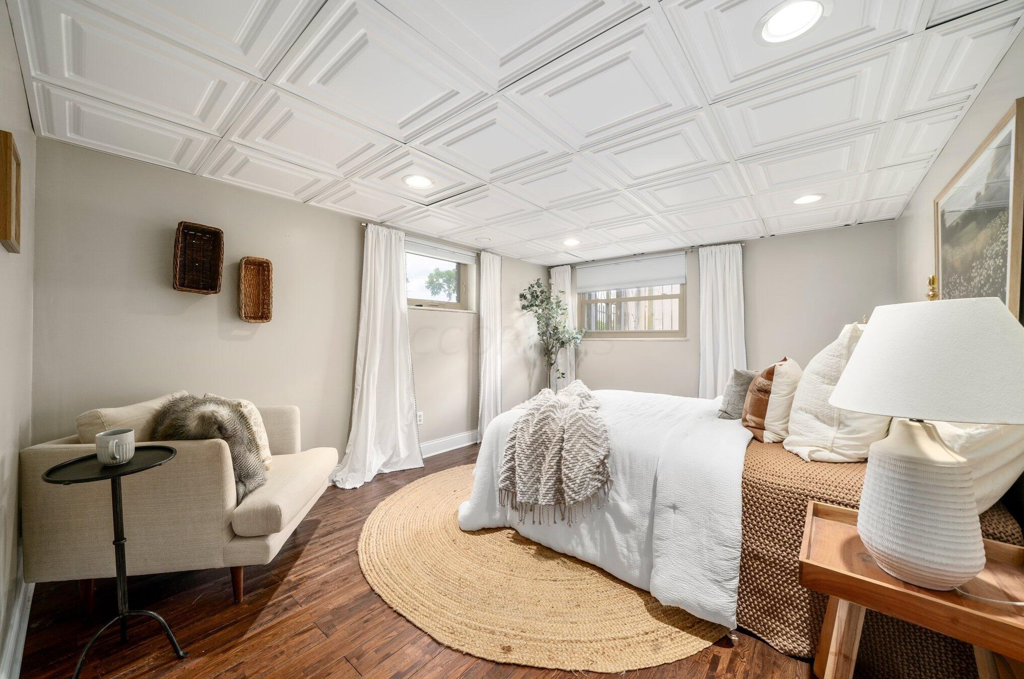 1385 Ridgeview Rd, Columbus OH 43221-2706 exterior