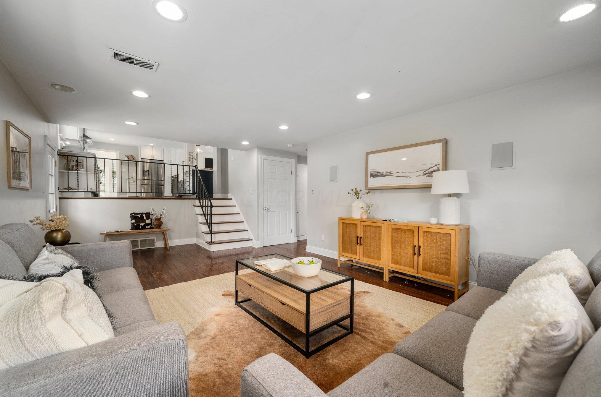 1385 Ridgeview Rd, Columbus OH 43221-2706 exterior