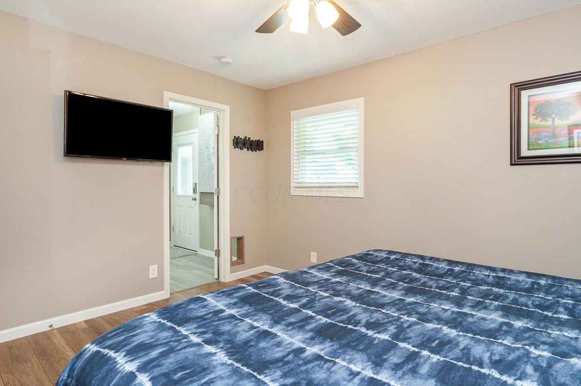 562 Bonnington Way, Columbus OH  43230-2302 exterior