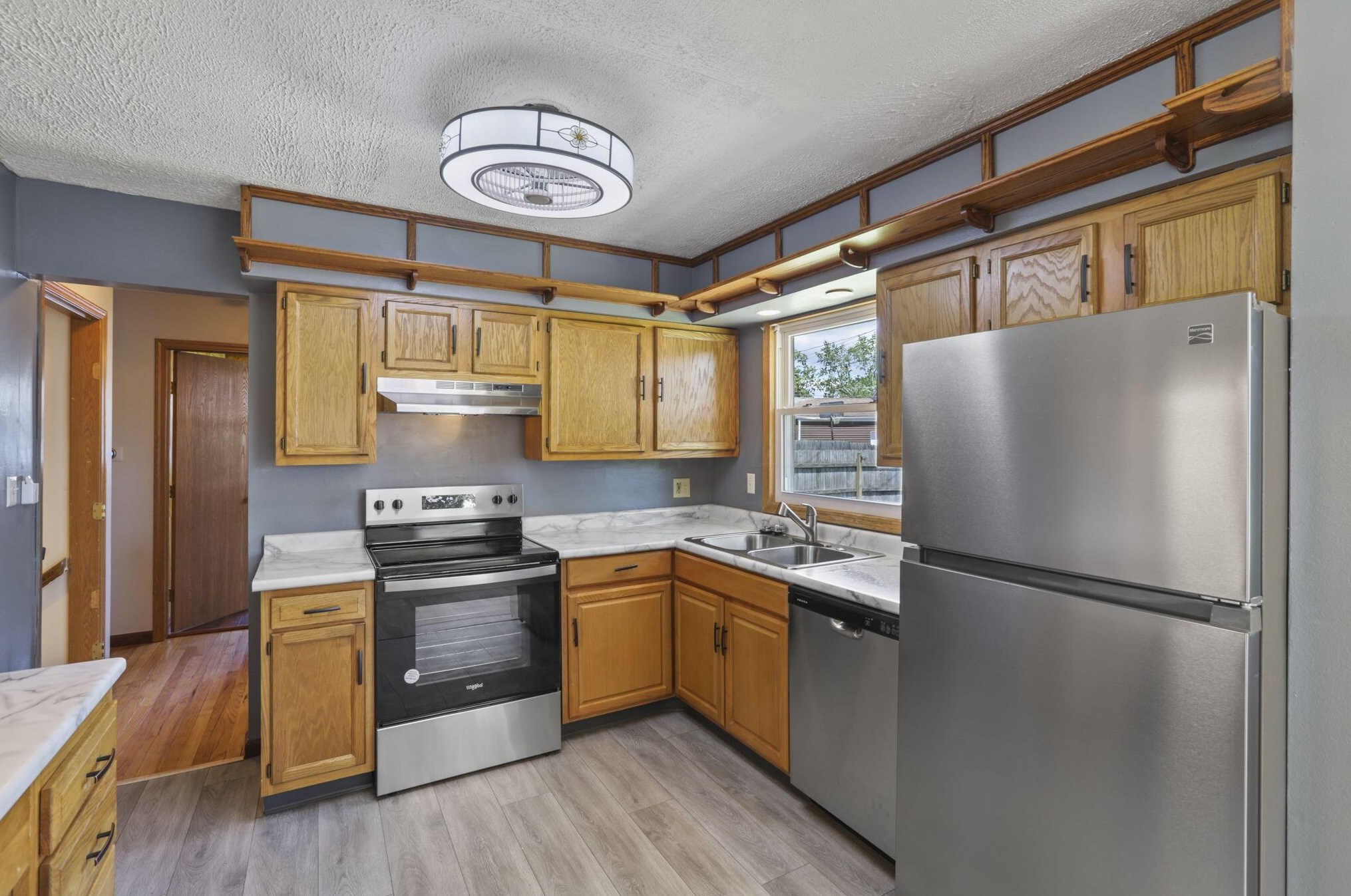 406 Westphal Ave, Columbus OH 43213-1871 exterior