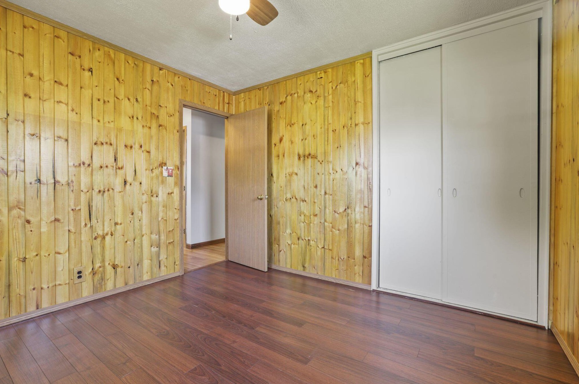 406 Westphal Ave, Columbus OH 43213-1871 exterior