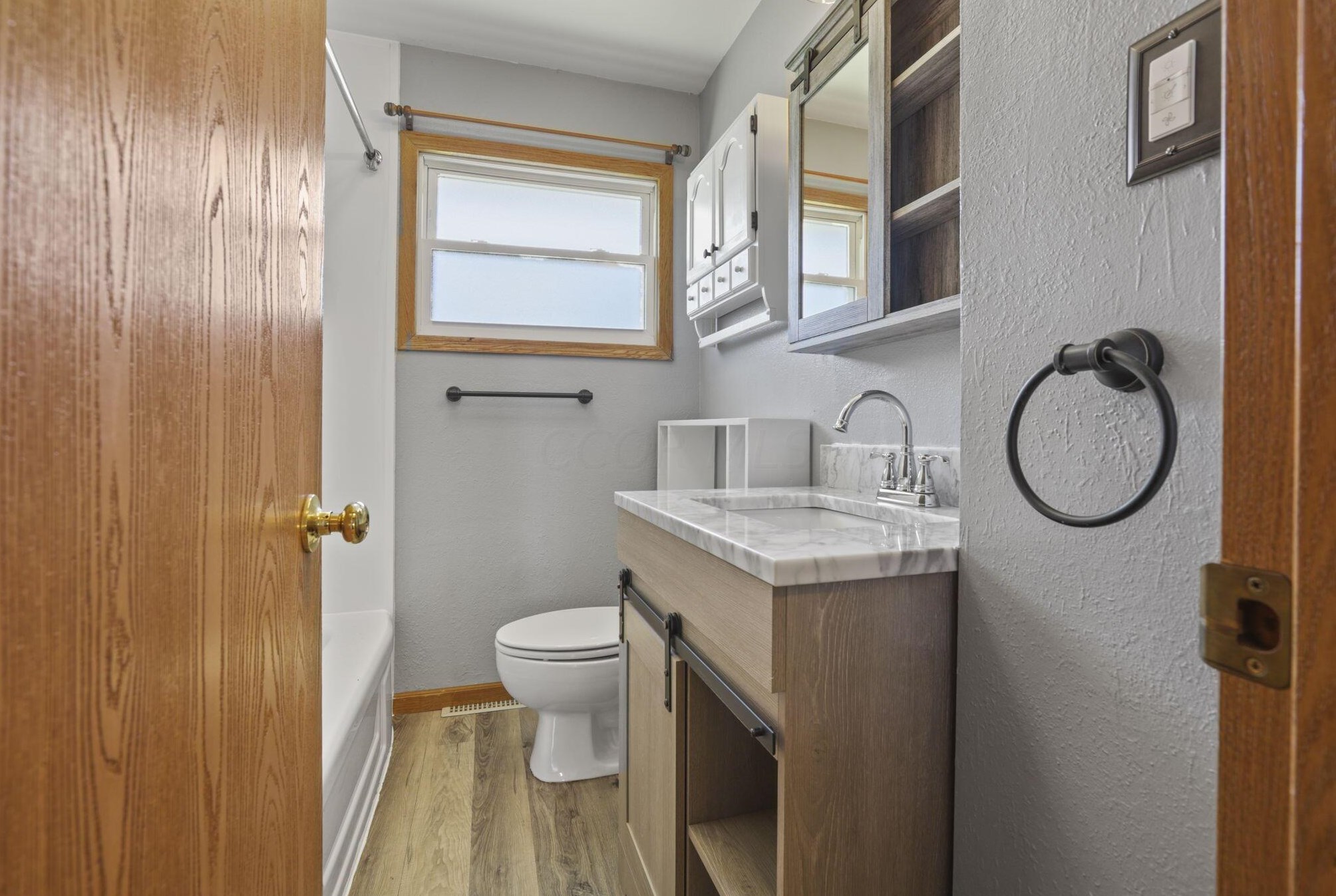 406 Westphal Ave, Columbus OH 43213-1871 exterior