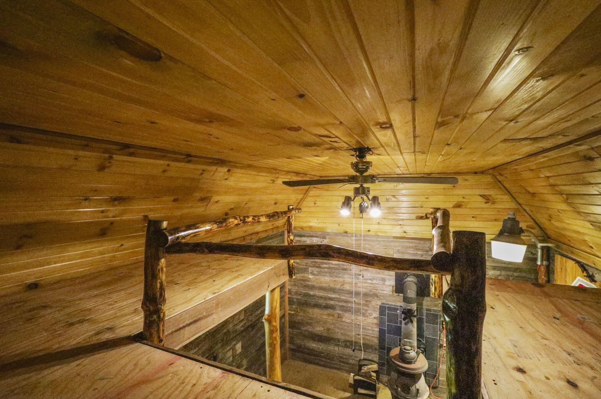 406 Westphal Ave, Columbus OH 43213-1871 exterior