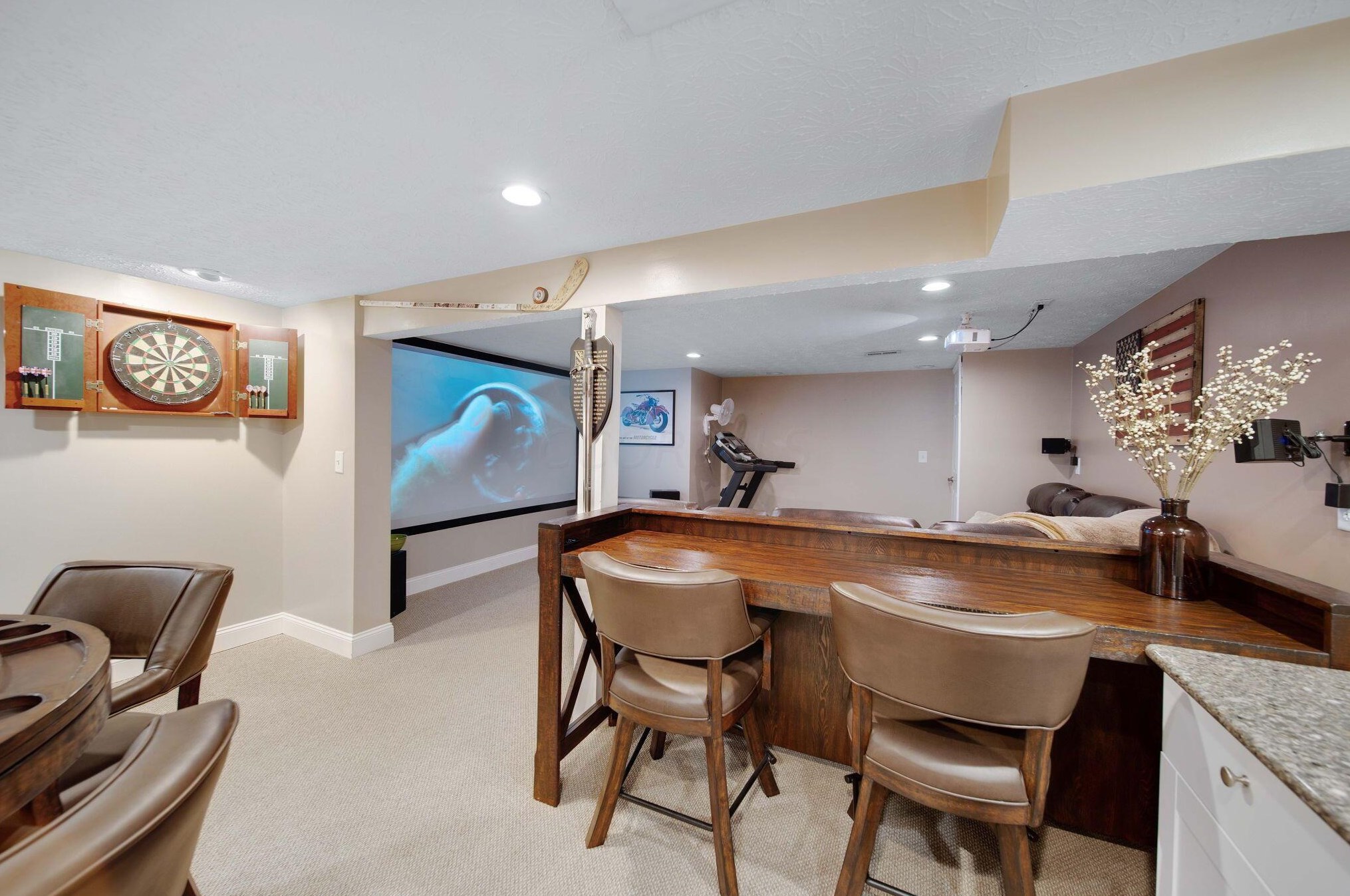 7315 Bride Water Blvd, Columbus OH  43235-4325 exterior