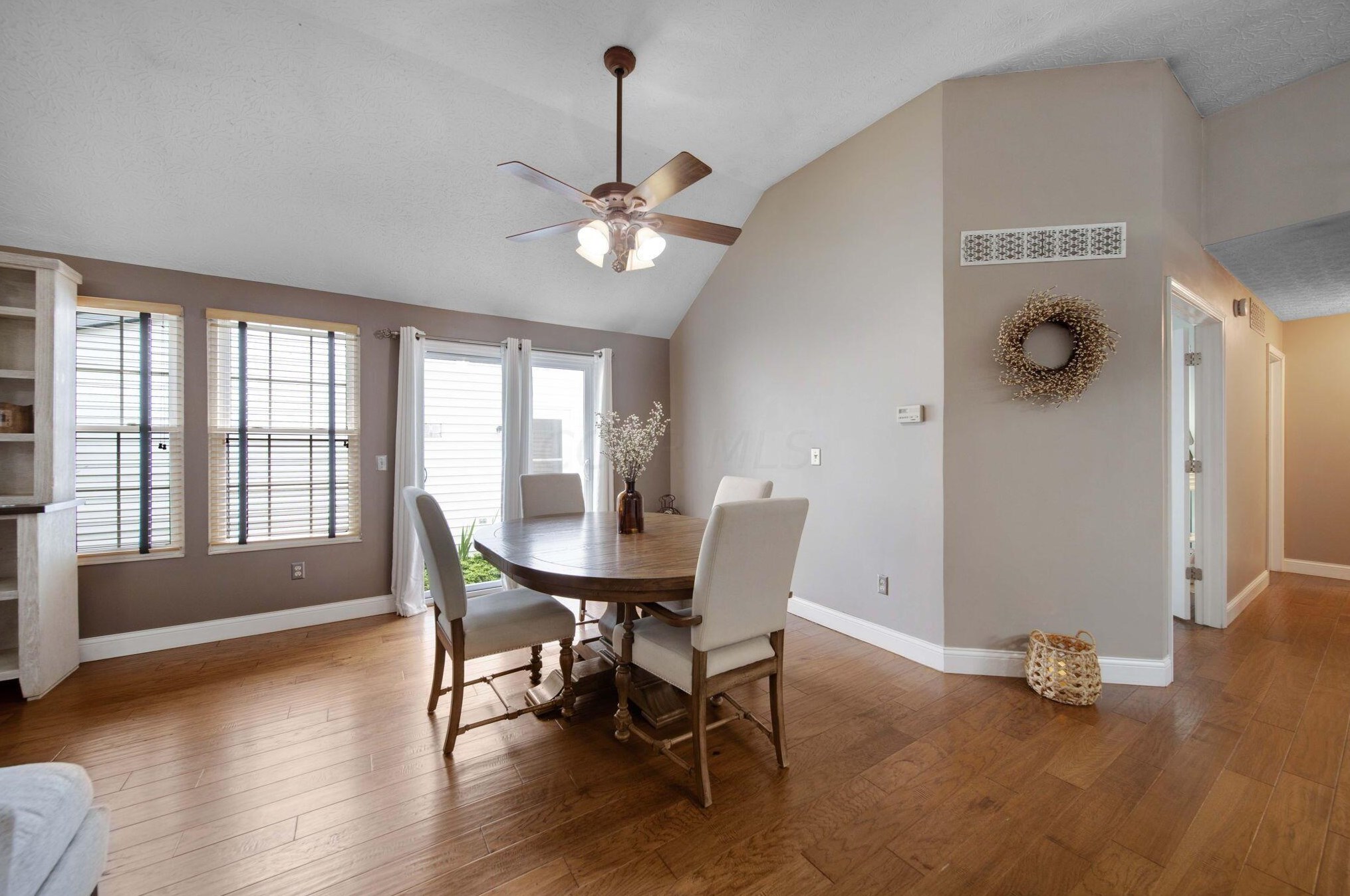 7315 Bride Water Blvd, Columbus OH  43235-4325 exterior