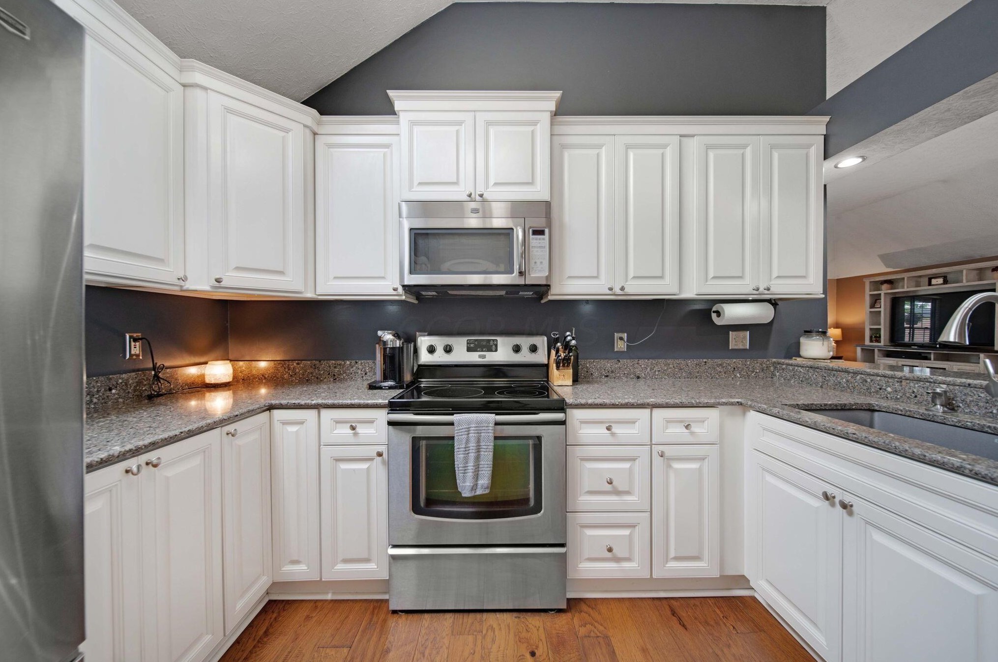 7315 Bride Water Blvd, Columbus OH  43235-4325 exterior