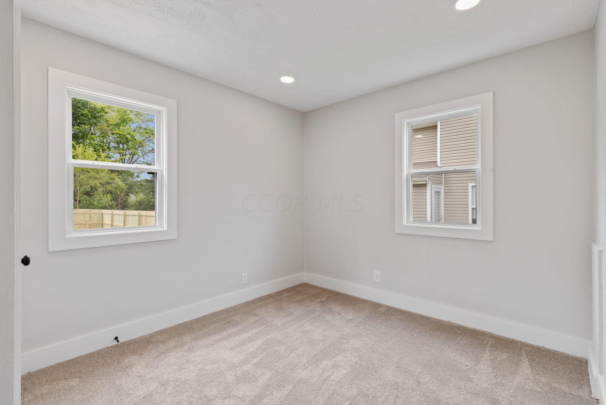 145 Wayne Ave, Columbus OH 43204-3232 exterior