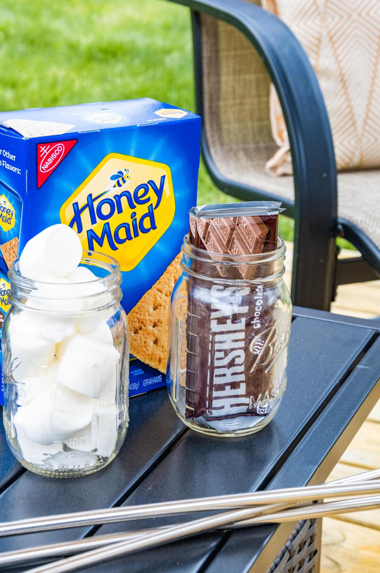 2932 Oaklawn St, Columbus OH  43224-4350 exterior