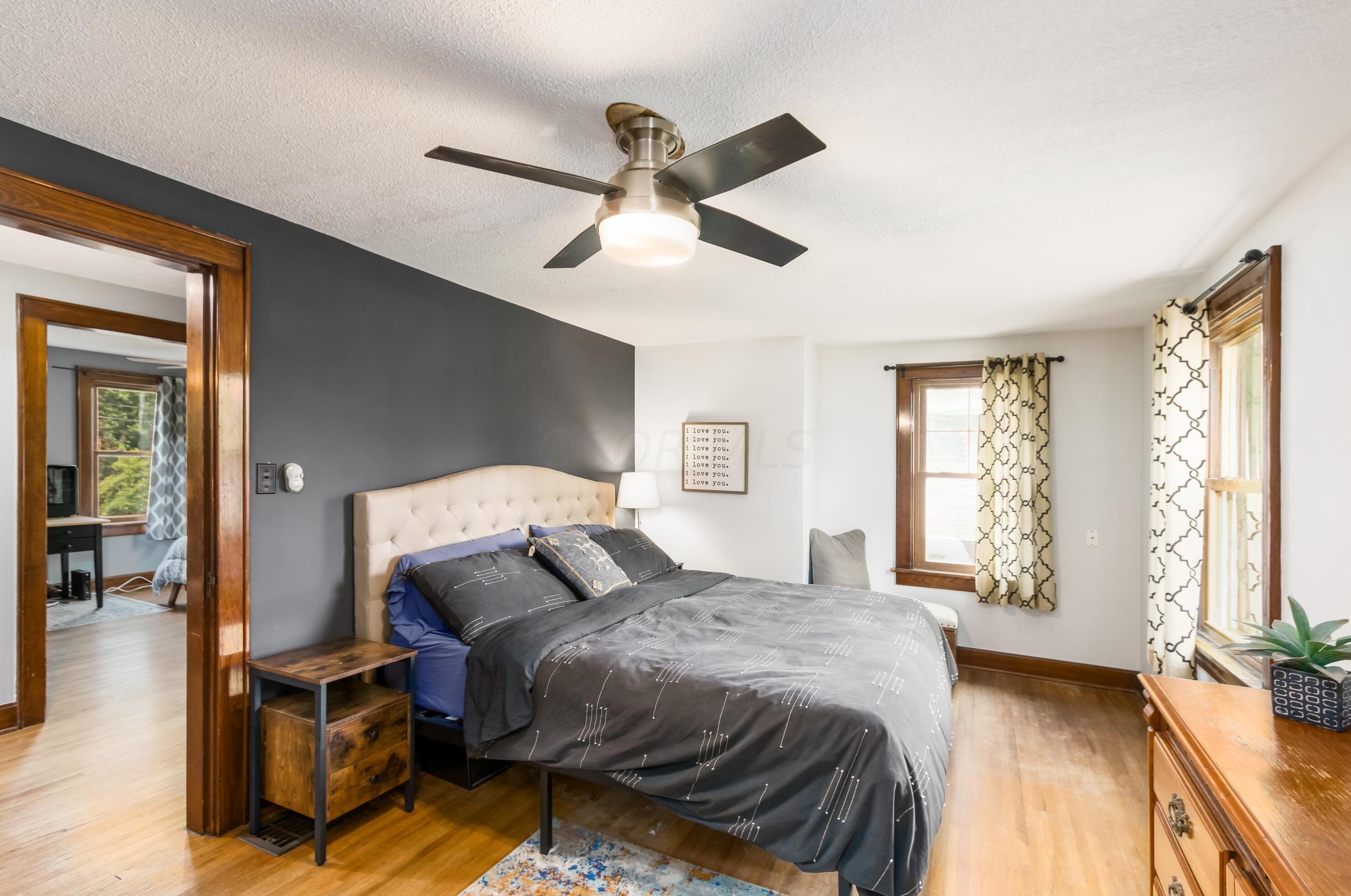 2932 Oaklawn St, Columbus OH  43224-4350 exterior