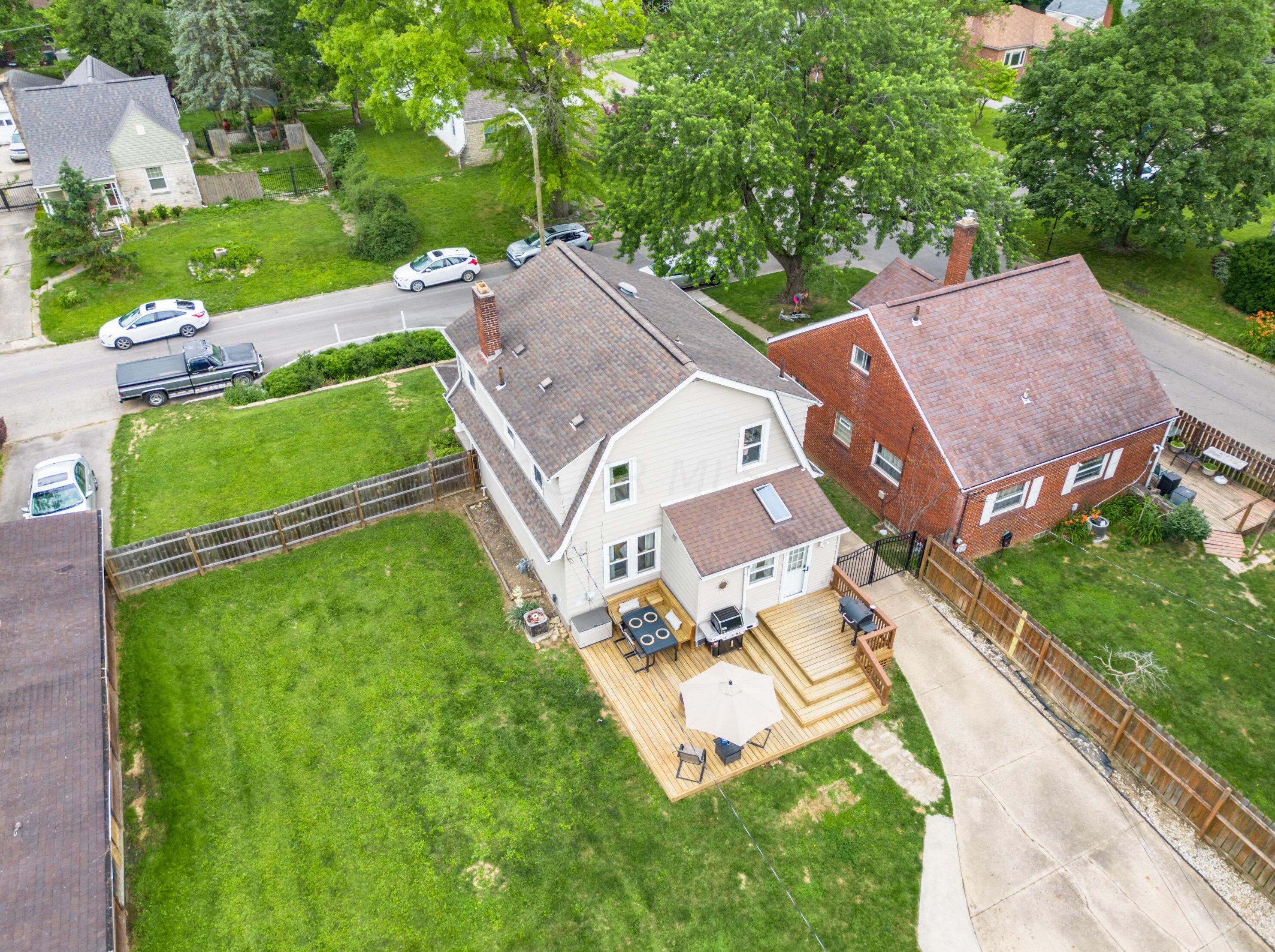 2932 Oaklawn St, Columbus OH  43224-4350 exterior