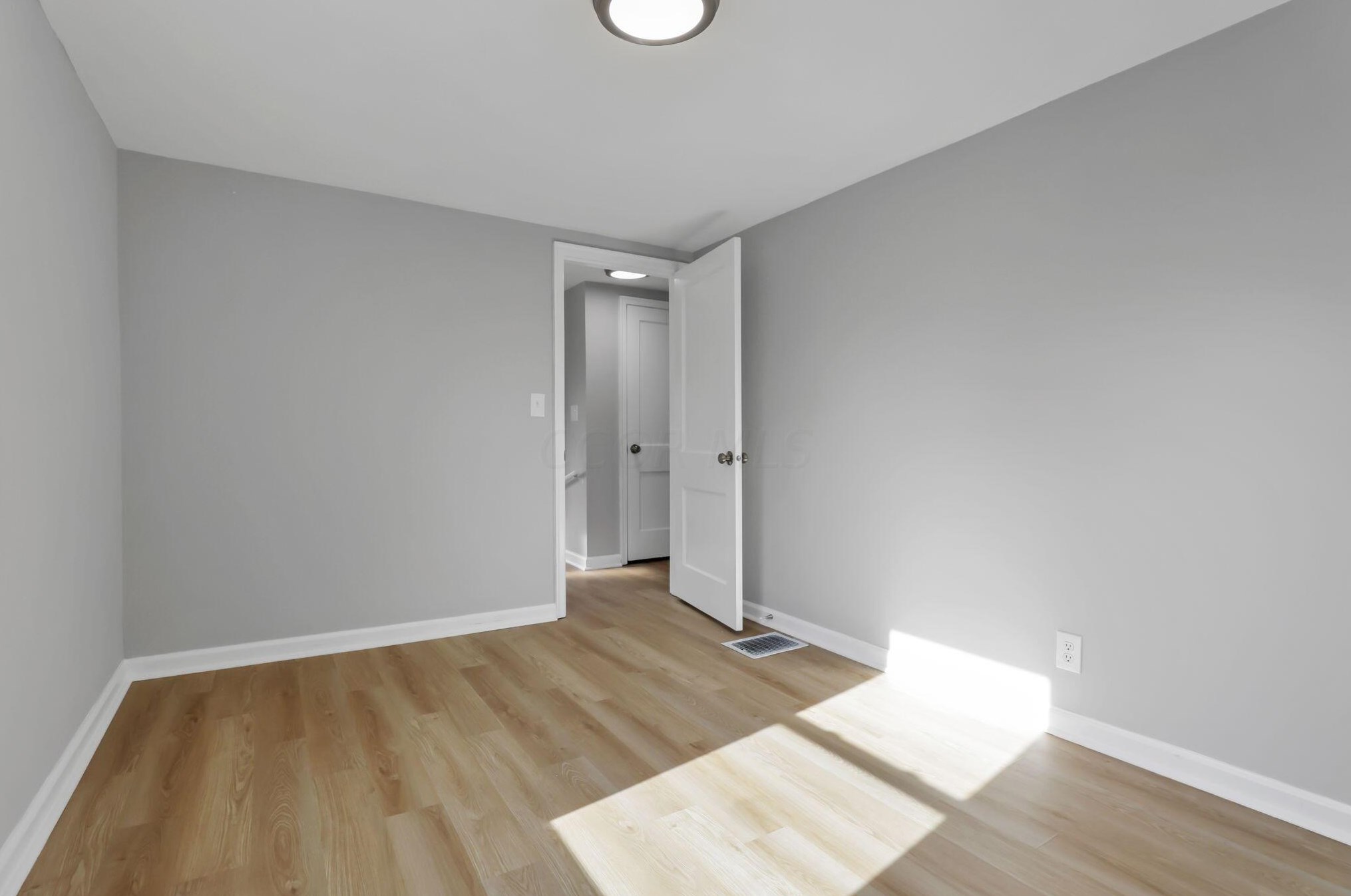 2344 Taylor Ave, Columbus OH  43203-1222 exterior