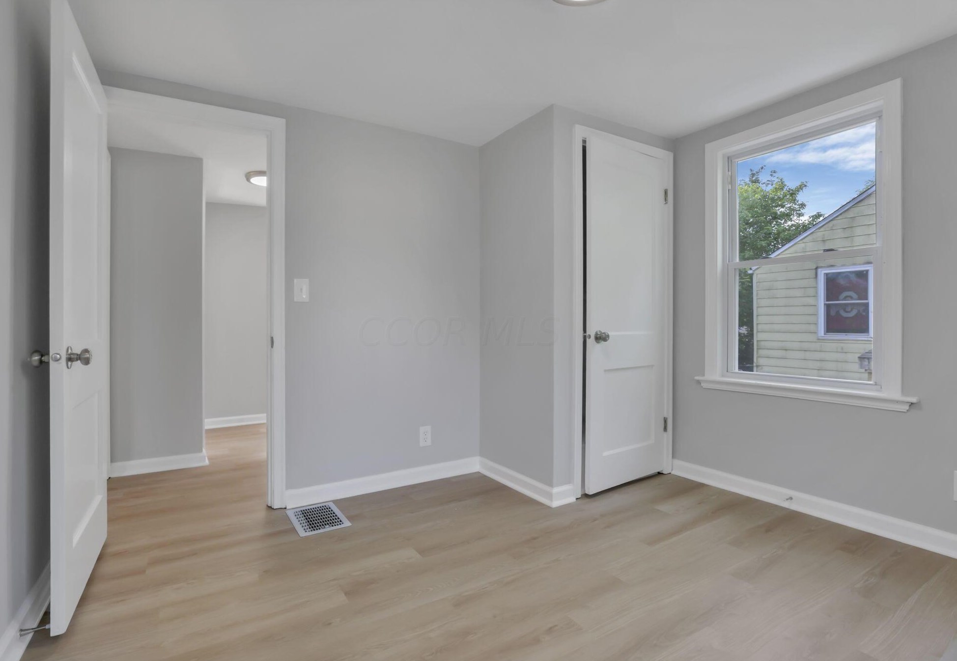 2344 Taylor Ave, Columbus OH  43203-1222 exterior