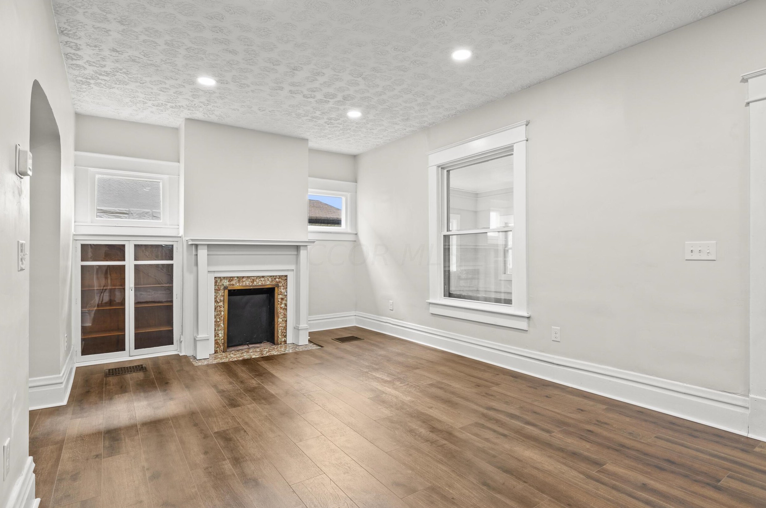 1592 Genessee Ave, Columbus OH 43211-1518 exterior