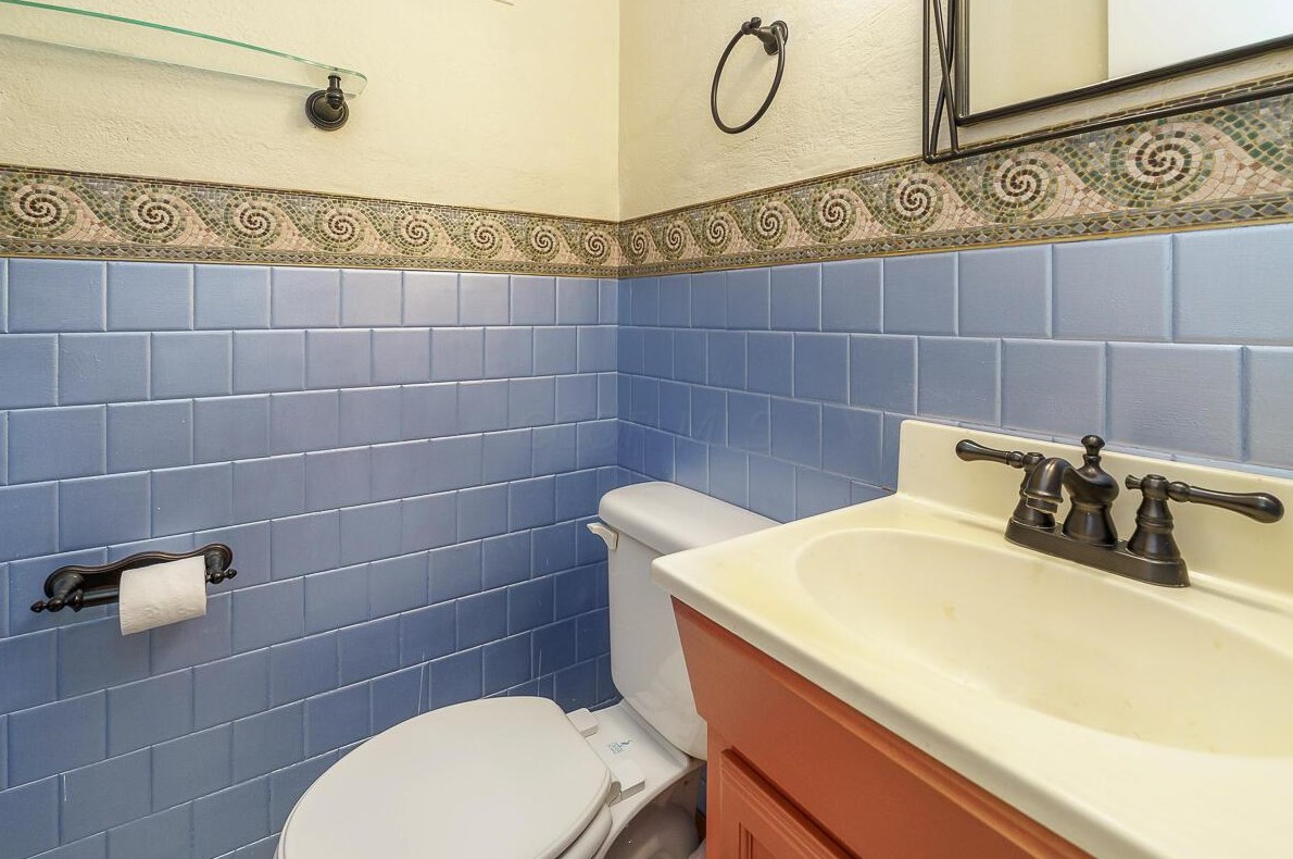 432 Binns Blvd, Columbus OH 43204-2508 exterior