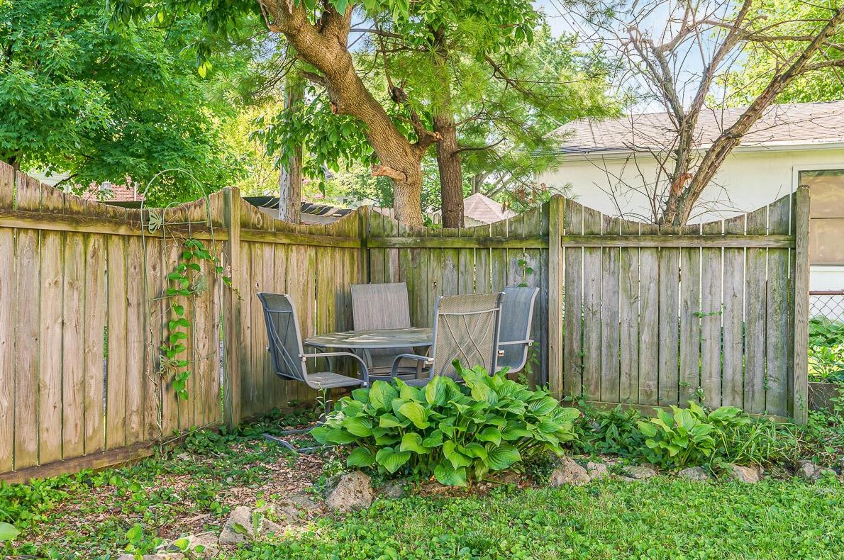 432 Binns Blvd, Columbus OH 43204-2508 exterior