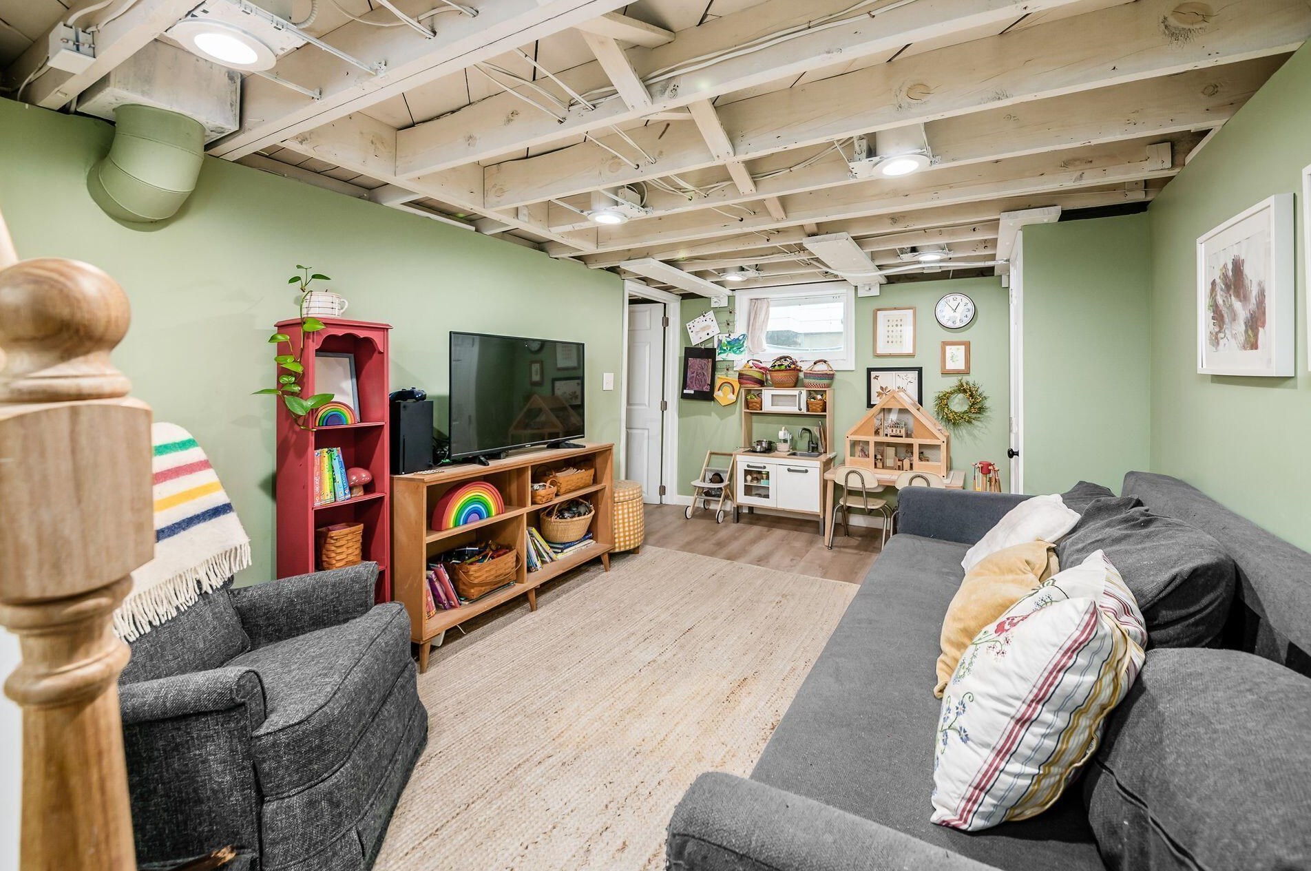 2391 Glenmawr Ave, Columbus OH  43202-3106 exterior