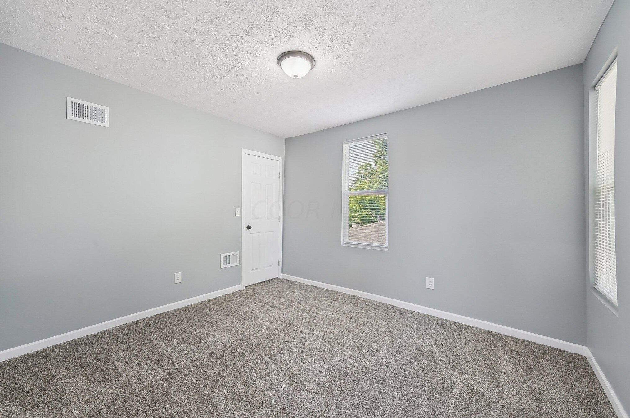 1032 Seymour Ave, Columbus OH 43206-1839 exterior