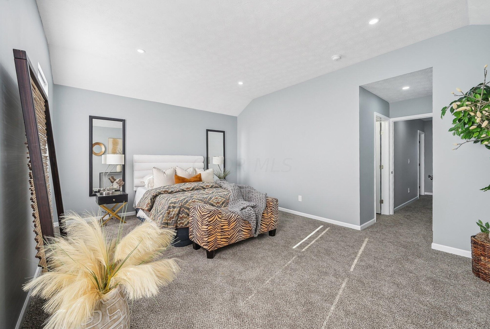 1032 Seymour Ave, Columbus OH 43206-1839 exterior