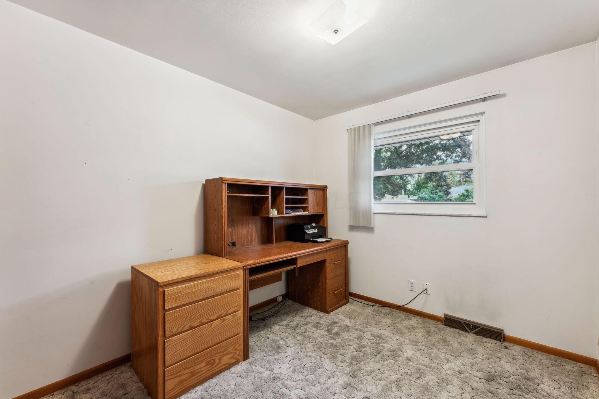 3748 Kinsey Dr, Columbus OH  43224-2644 exterior