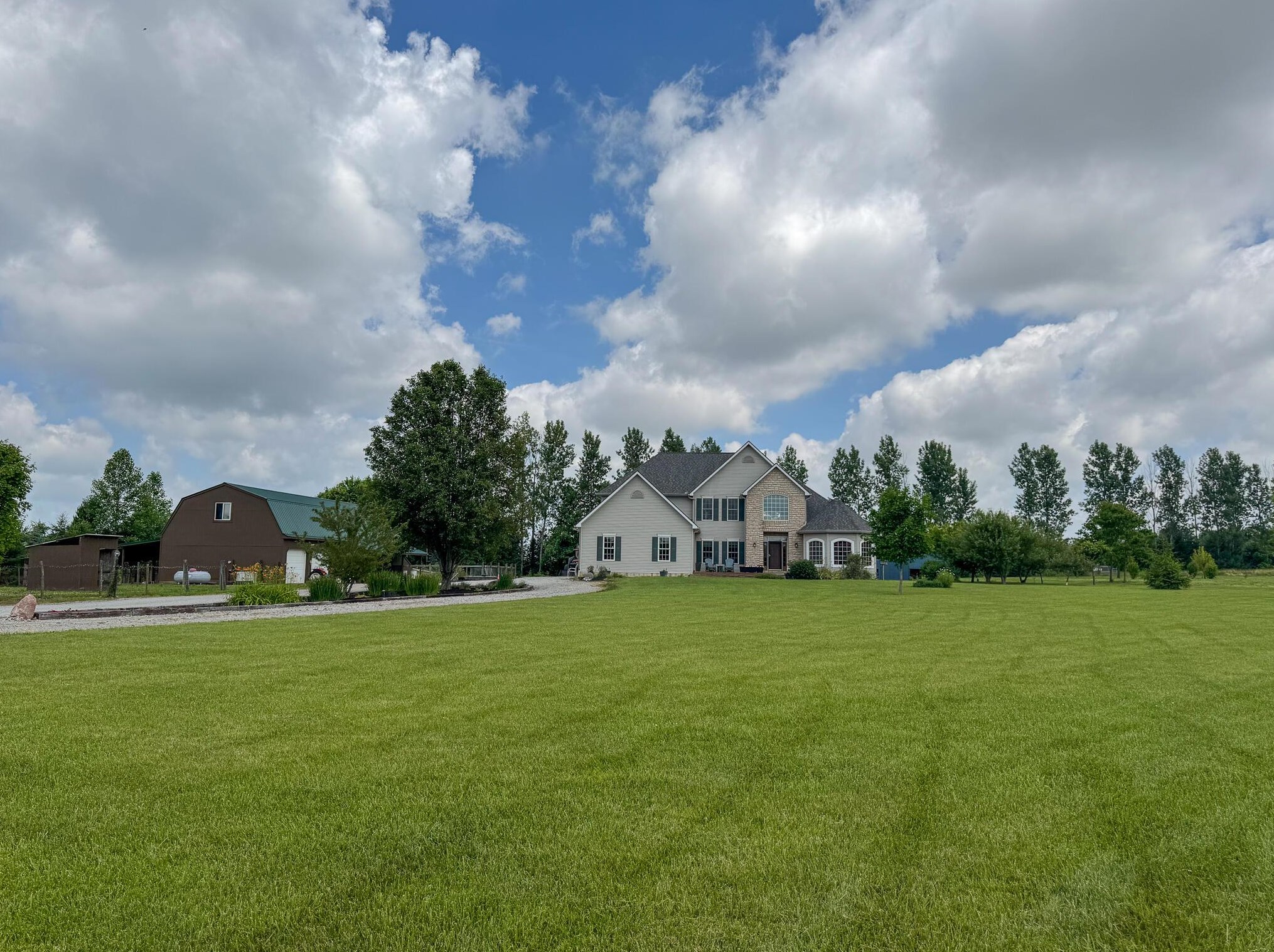 1150 Roxanna New Burlington Rd, Mount Holly OH  45068-8694 exterior