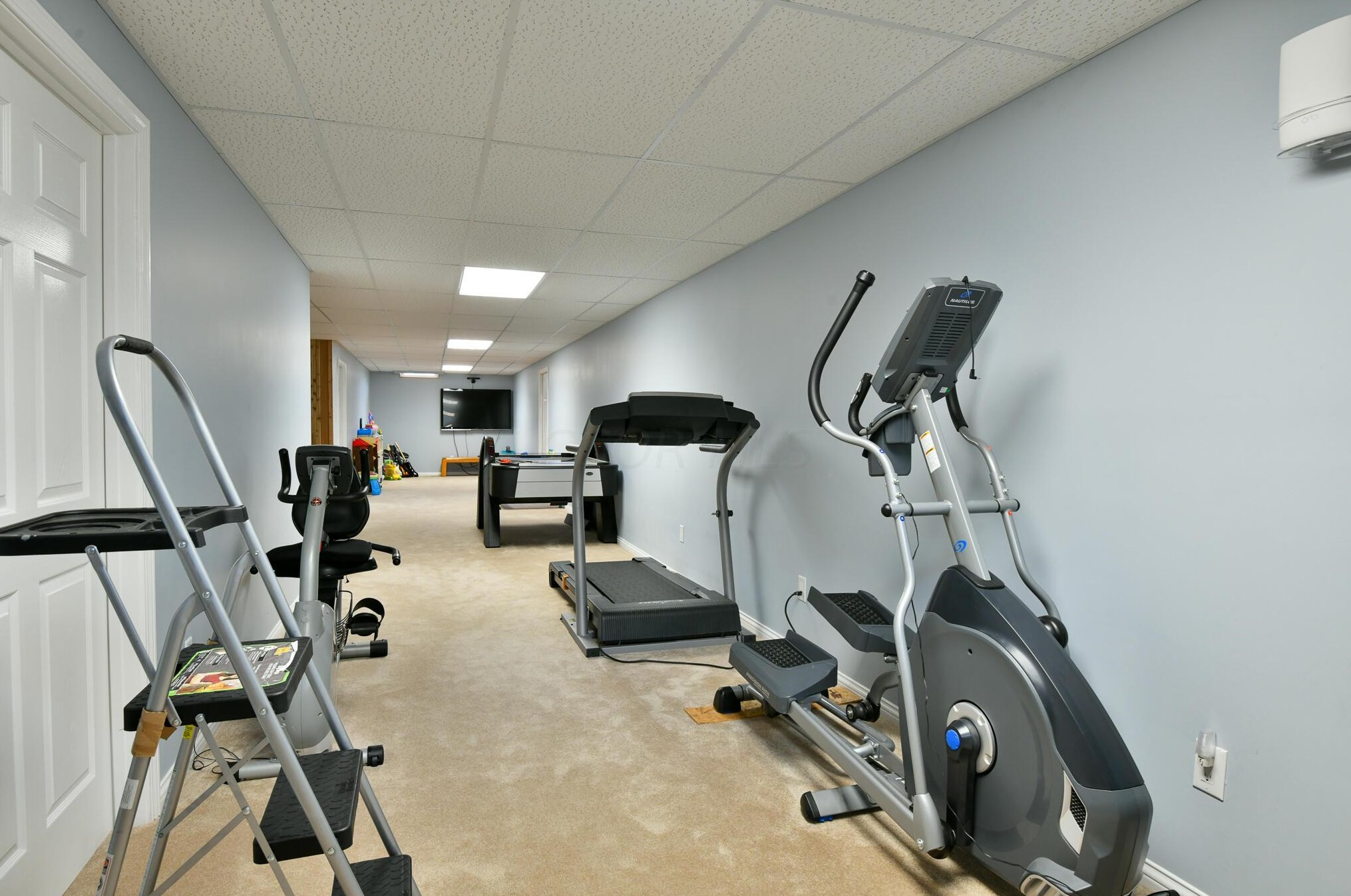 1150 Roxanna New Burlington Rd, Mount Holly OH  45068-8694 exterior