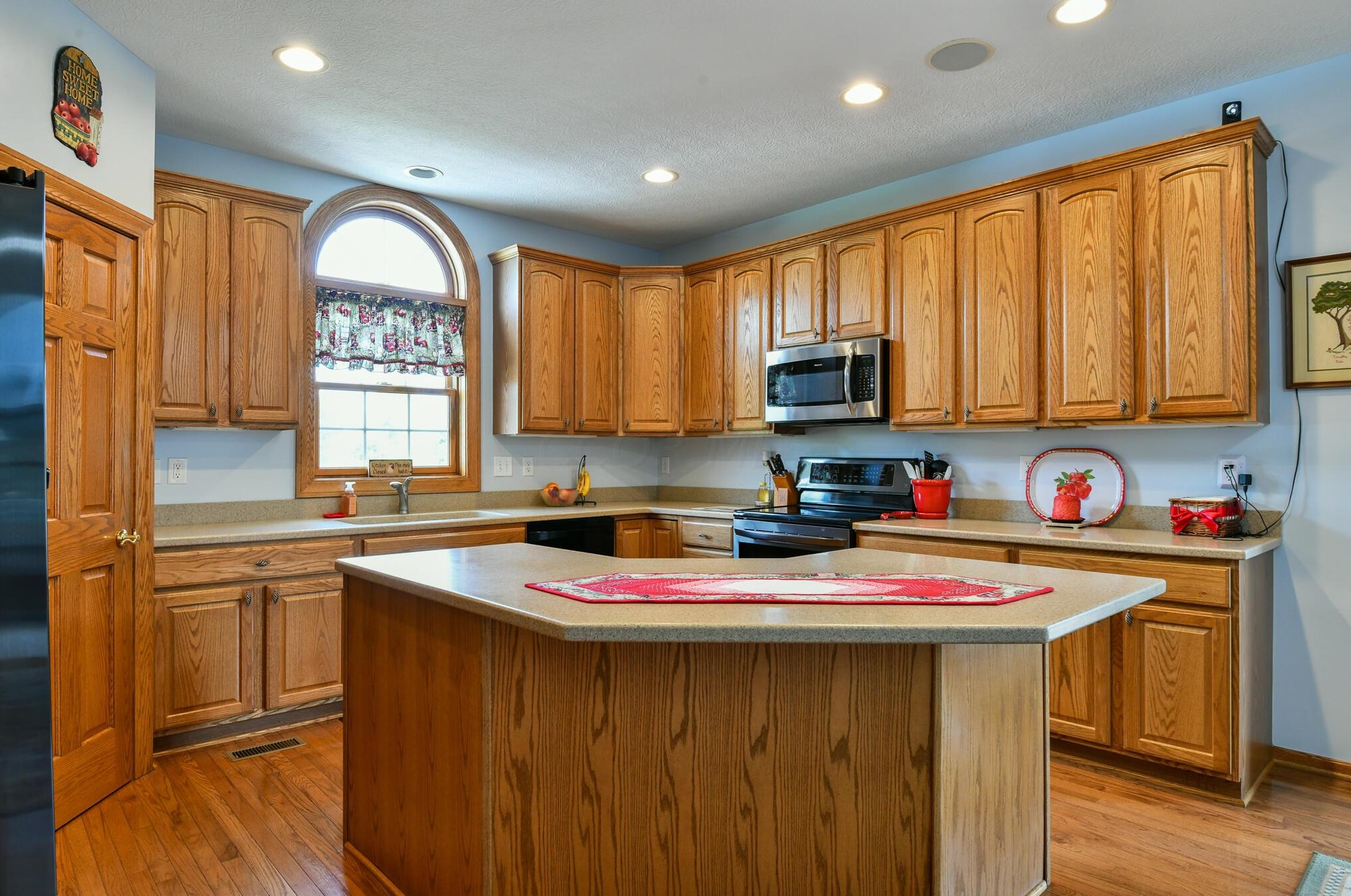 1150 Roxanna New Burlington Rd, Mount Holly OH  45068-8694 exterior