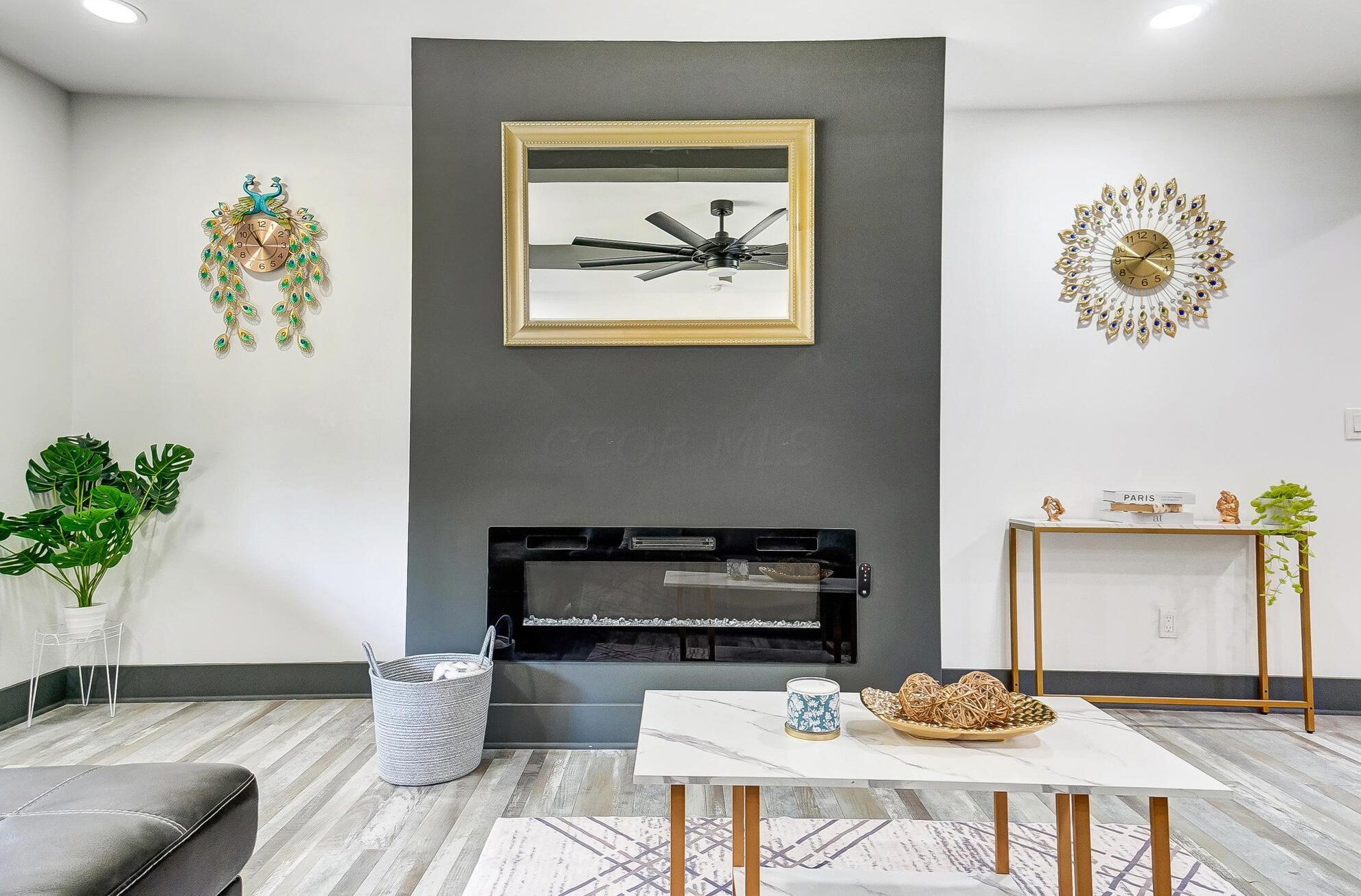 1380 Devonhurst Dr, Columbus OH 43232-1524 exterior