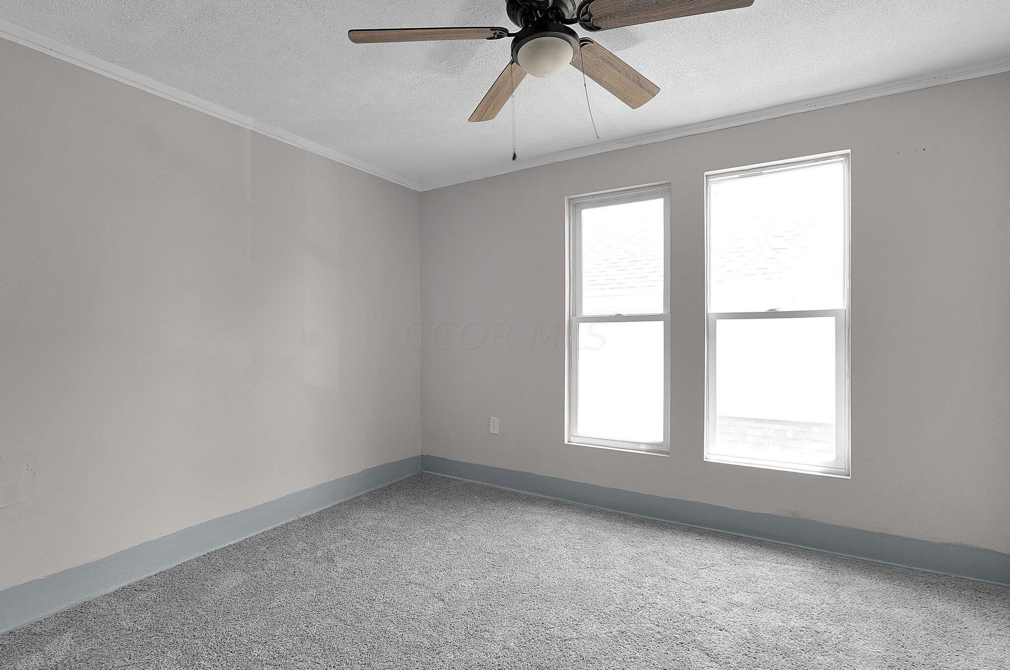 449 Eureka Ave, Columbus OH  43204-3441 exterior