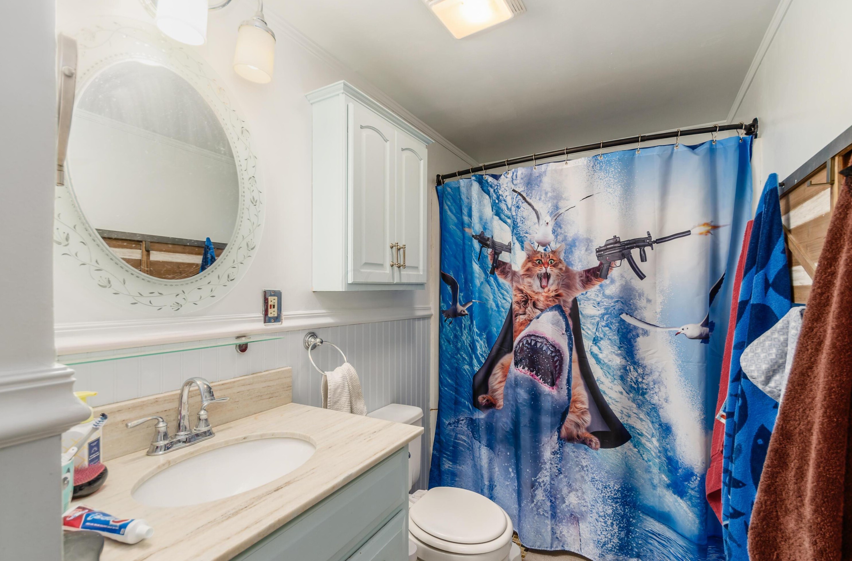 302 Rimbey Ave, Columbus OH  43230-1634 exterior