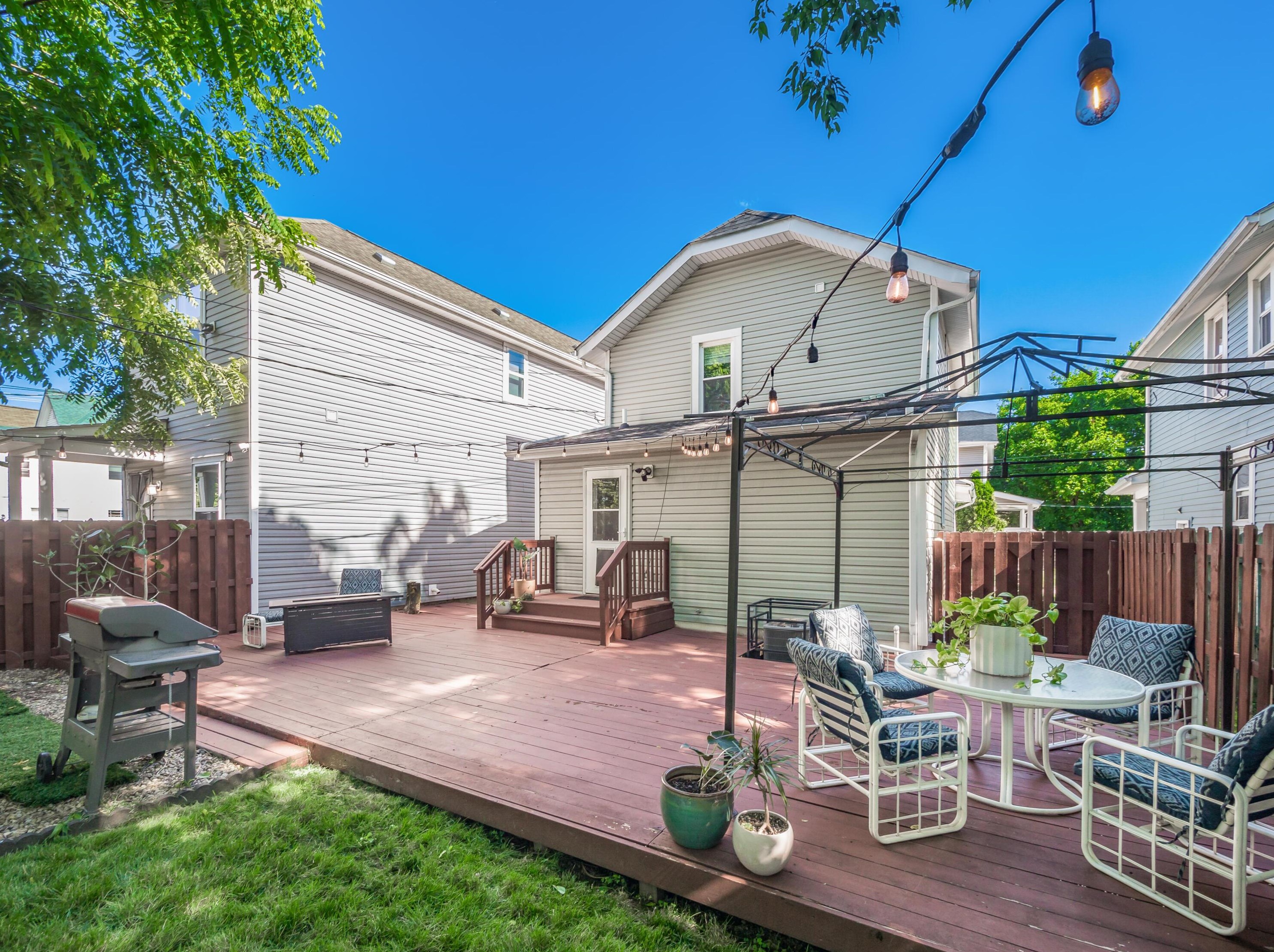 599 Columbus St, Columbus OH 43206-1594 exterior