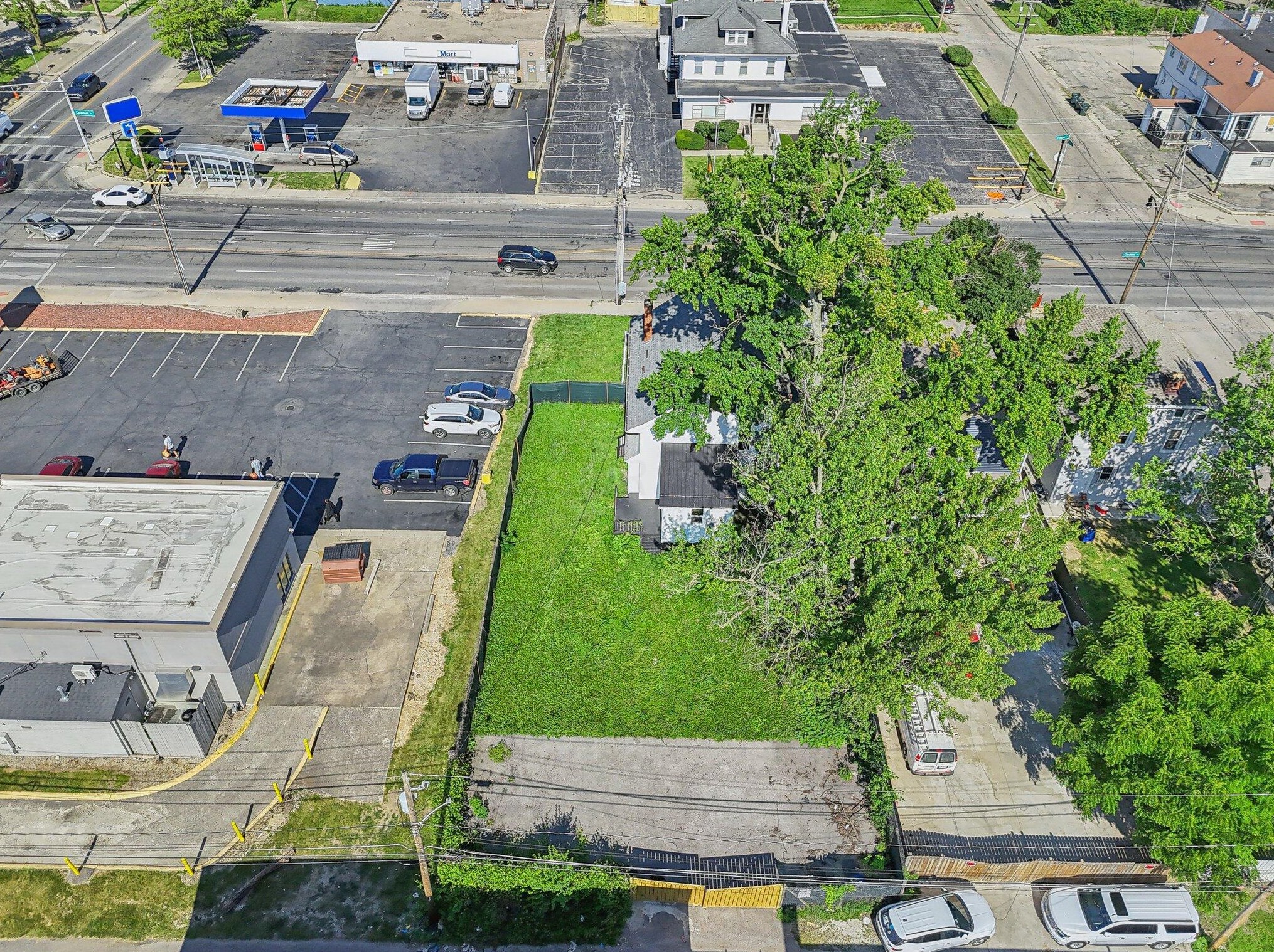 2738 Cleveland Ave, Columbus OH  exterior