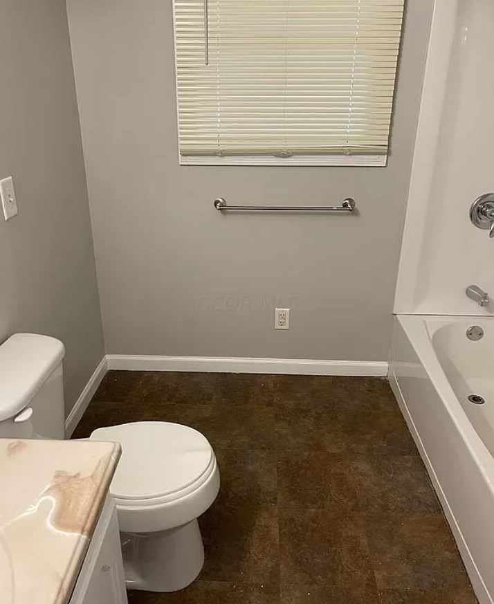 855 Wetmore Rd, Columbus OH  43214-2118 exterior