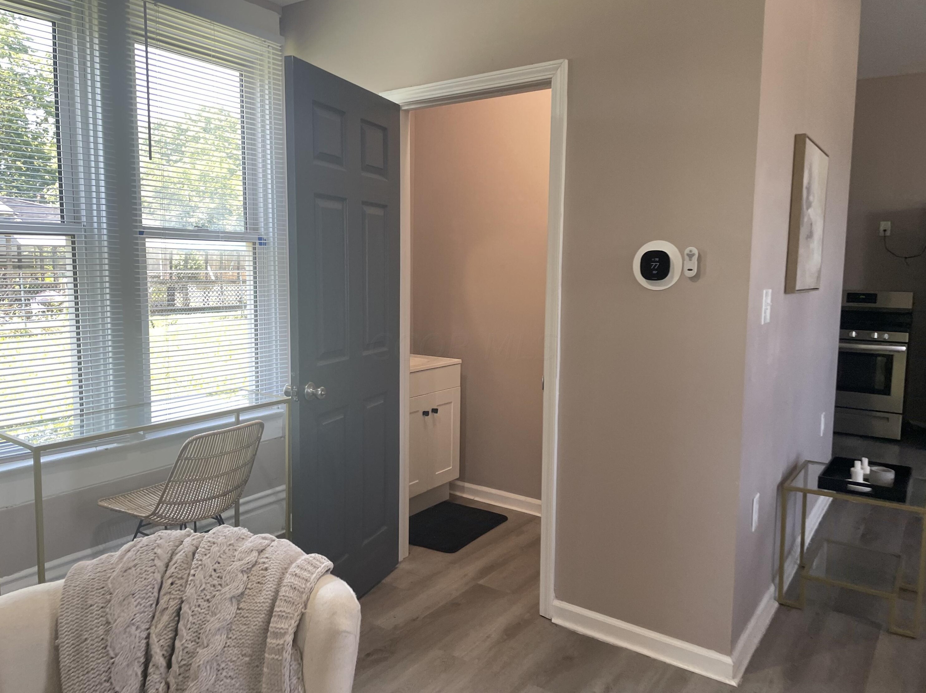 1390 Livingston Ave, Columbus OH 43209-2945 exterior