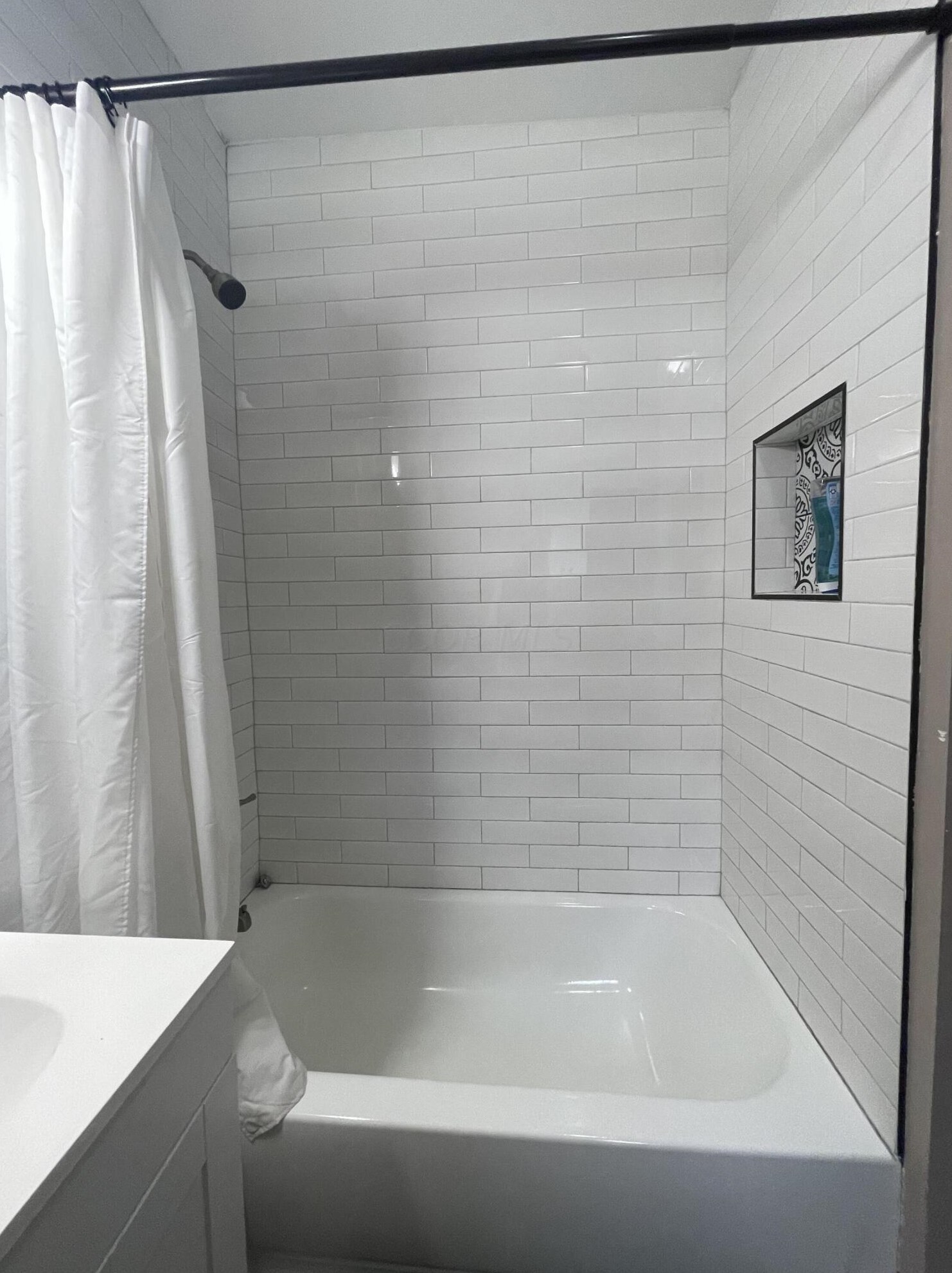 1390 Livingston Ave, Columbus OH 43209-2945 exterior