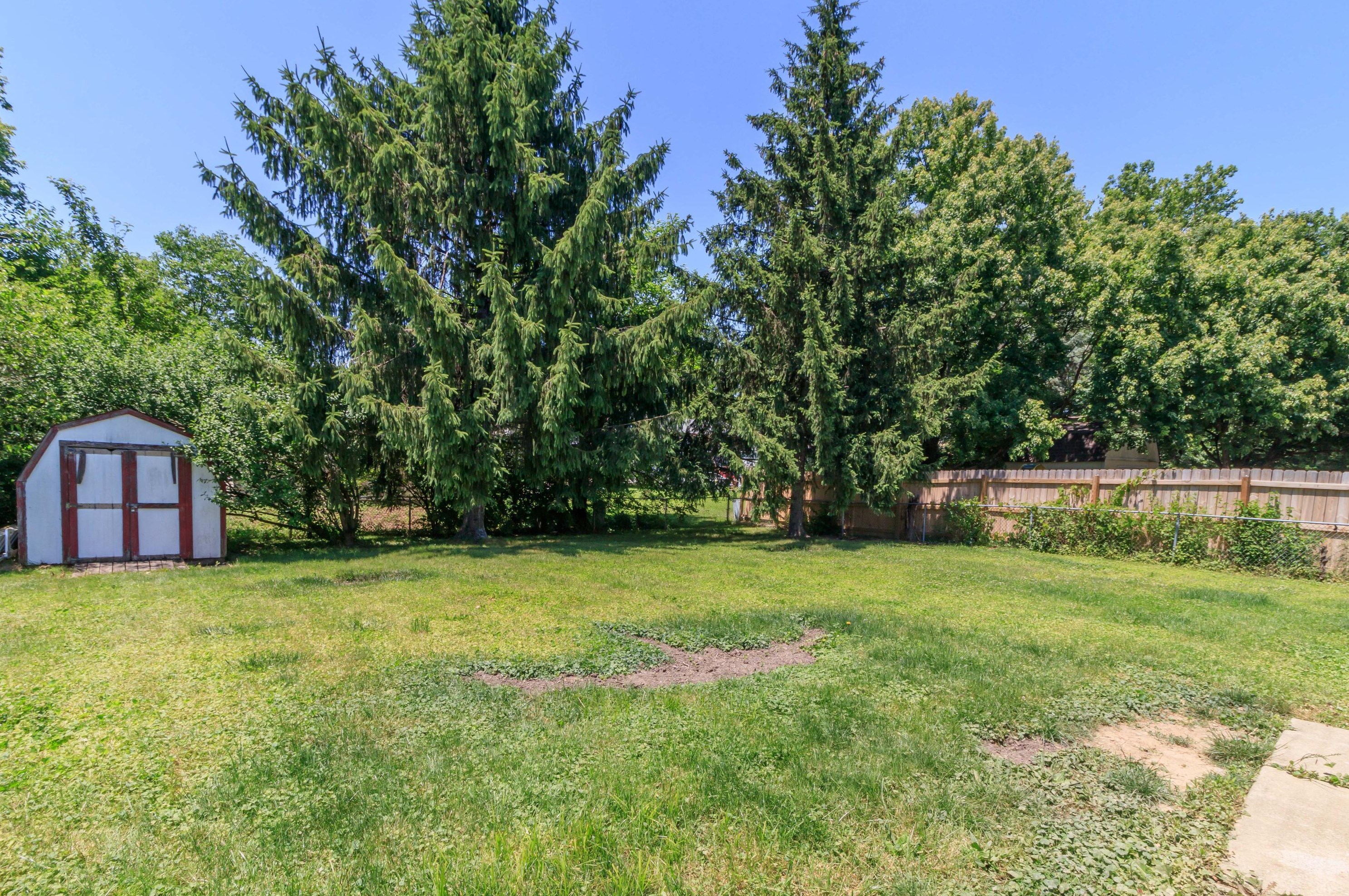 3519 Meldrake St, Columbus OH  43230-1623 exterior