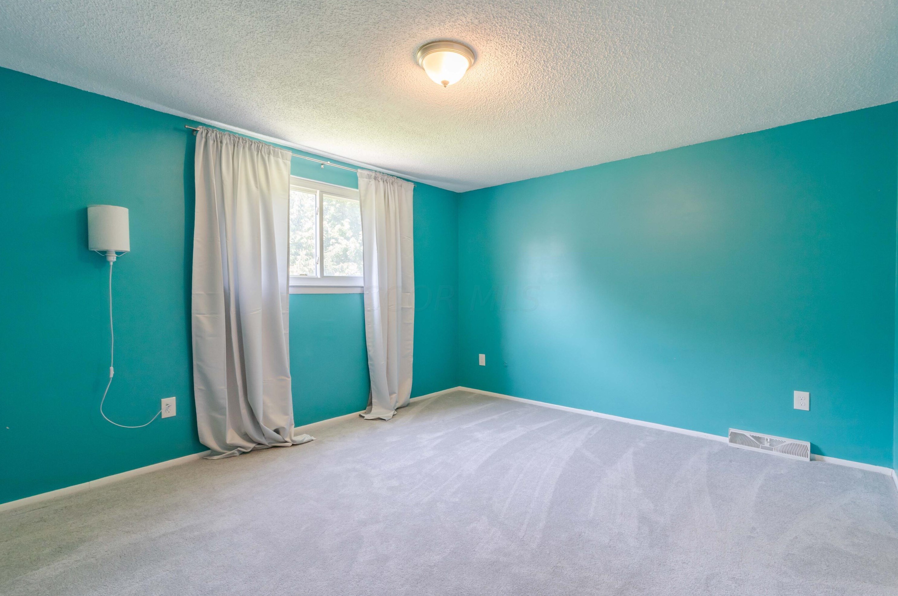 3519 Meldrake St, Columbus OH  43230-1623 exterior