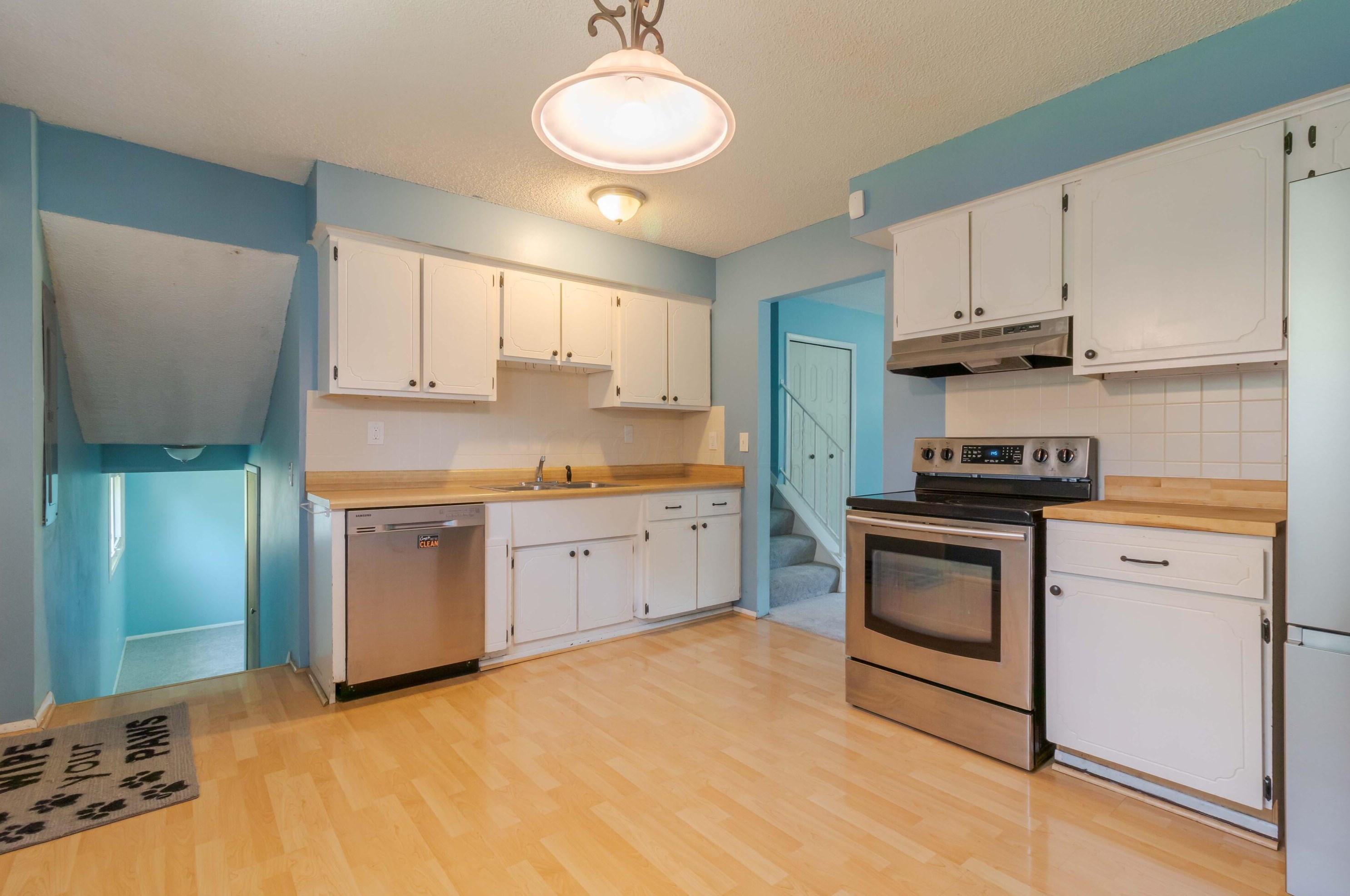 3519 Meldrake St, Columbus OH  43230-1623 exterior