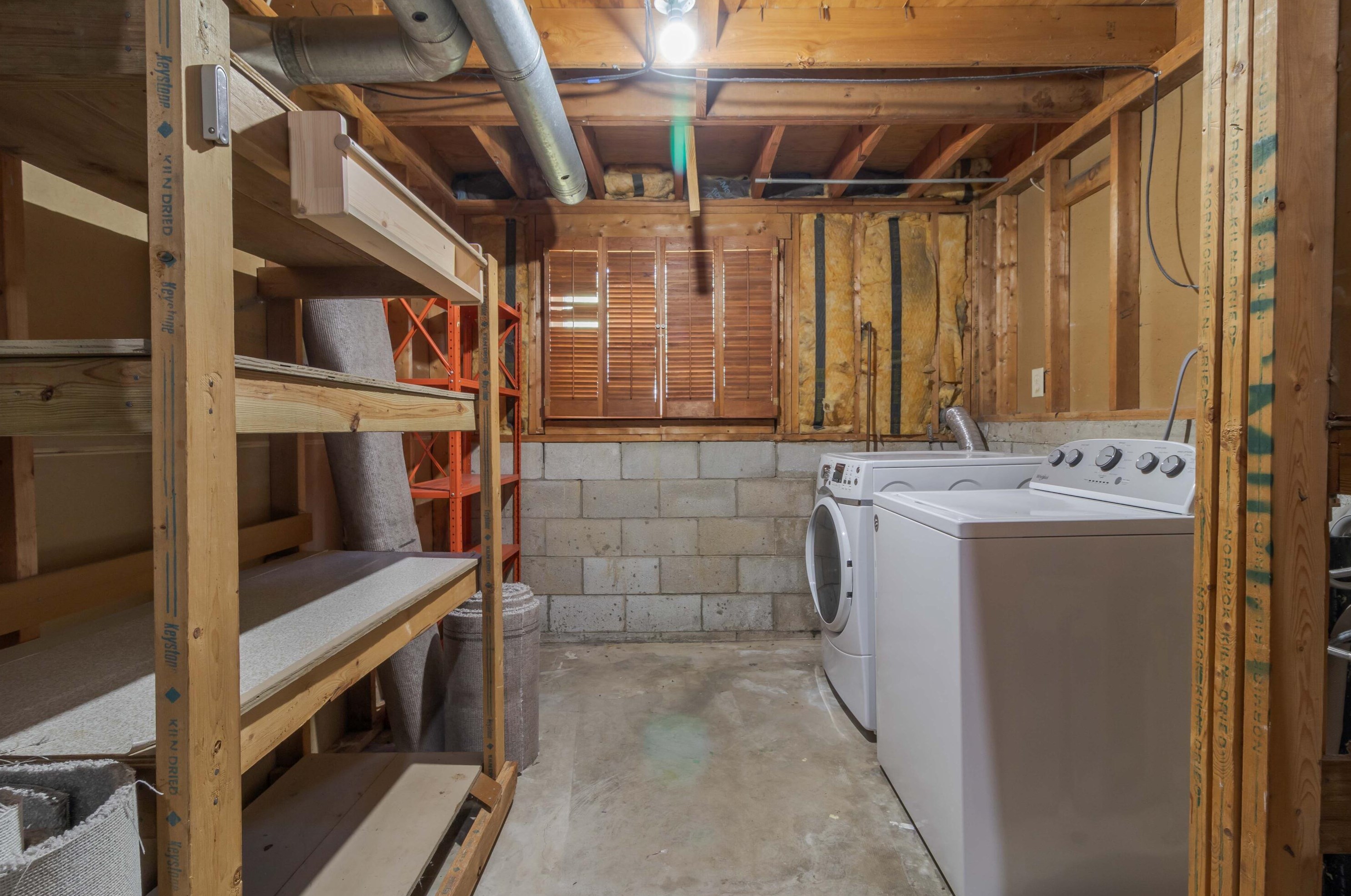 3519 Meldrake St, Columbus OH  43230-1623 exterior