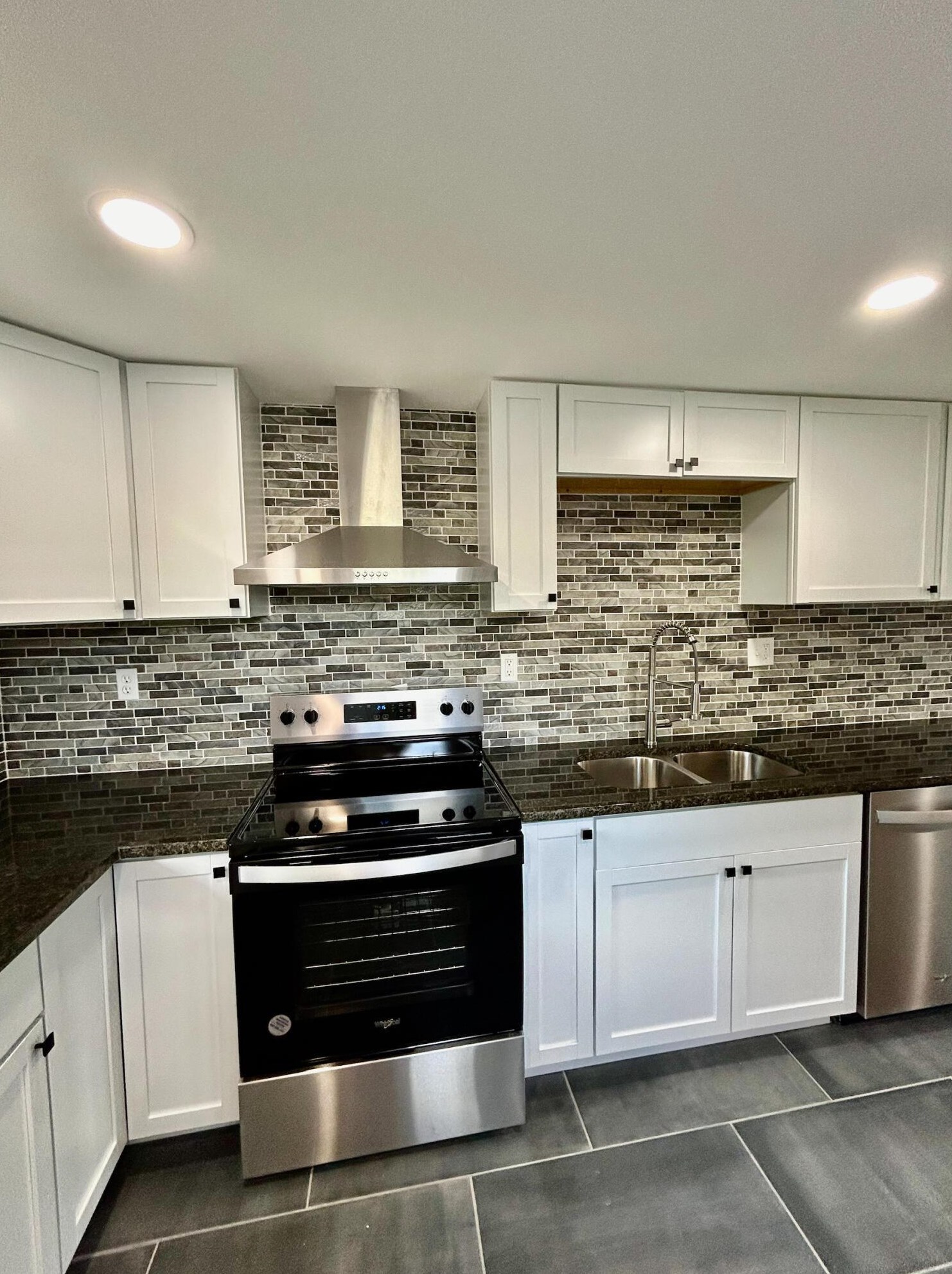 3901 Briggs Rd, Columbus OH 43228-3108 exterior